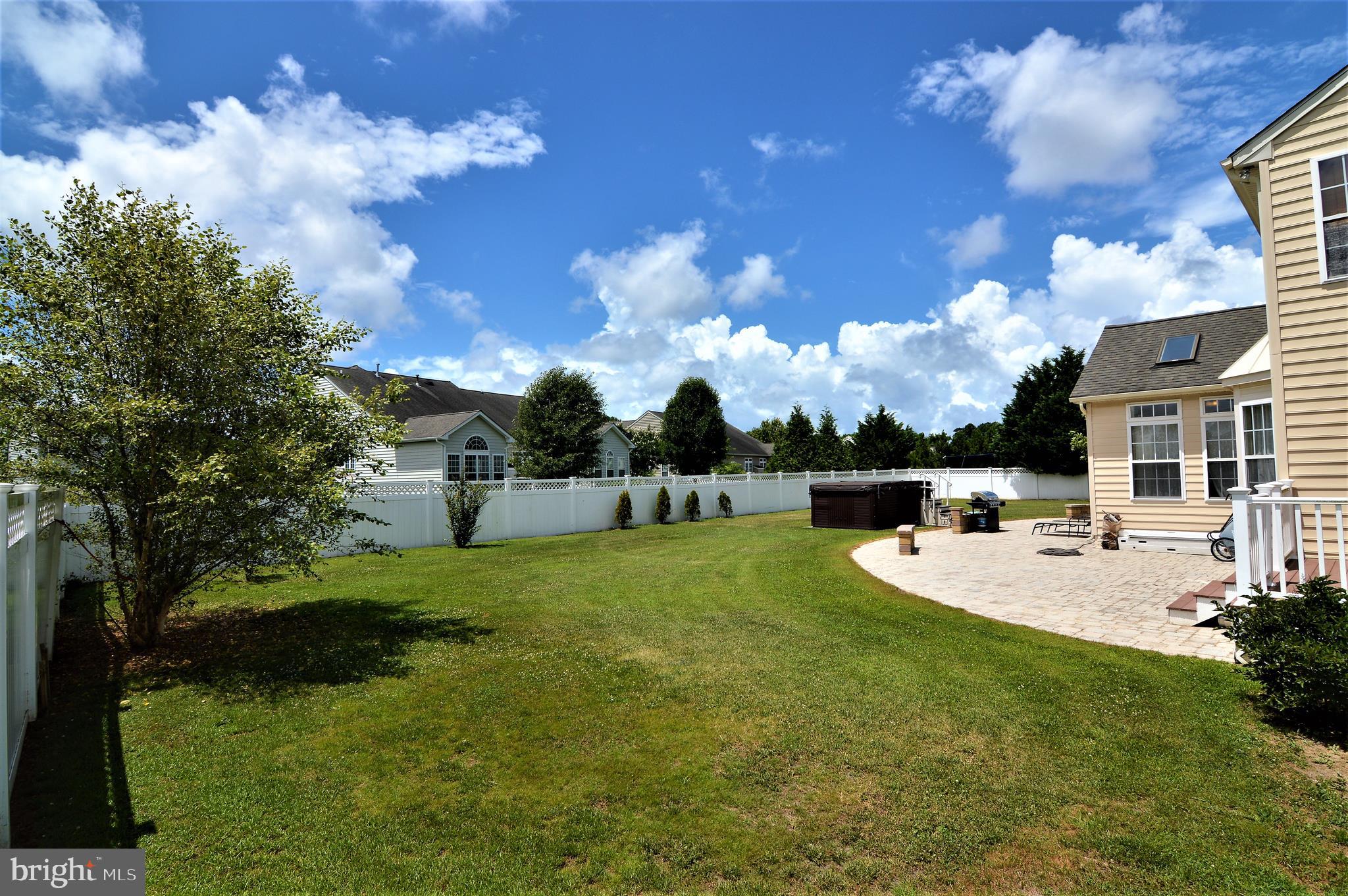 FRANKLIN KNOLL - Residential