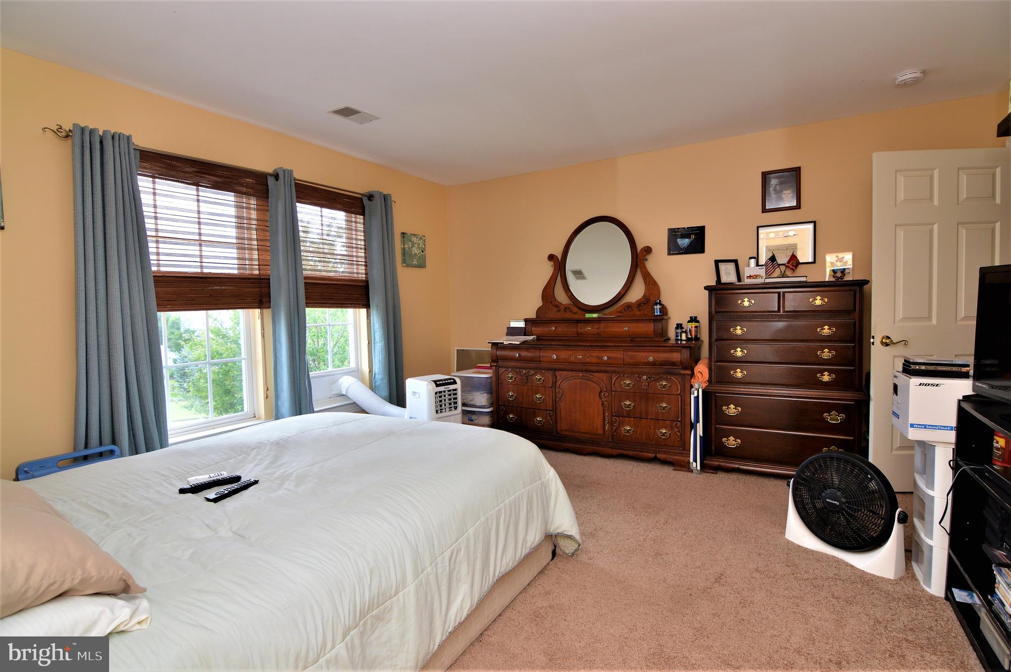 FRANKLIN KNOLL - Residential