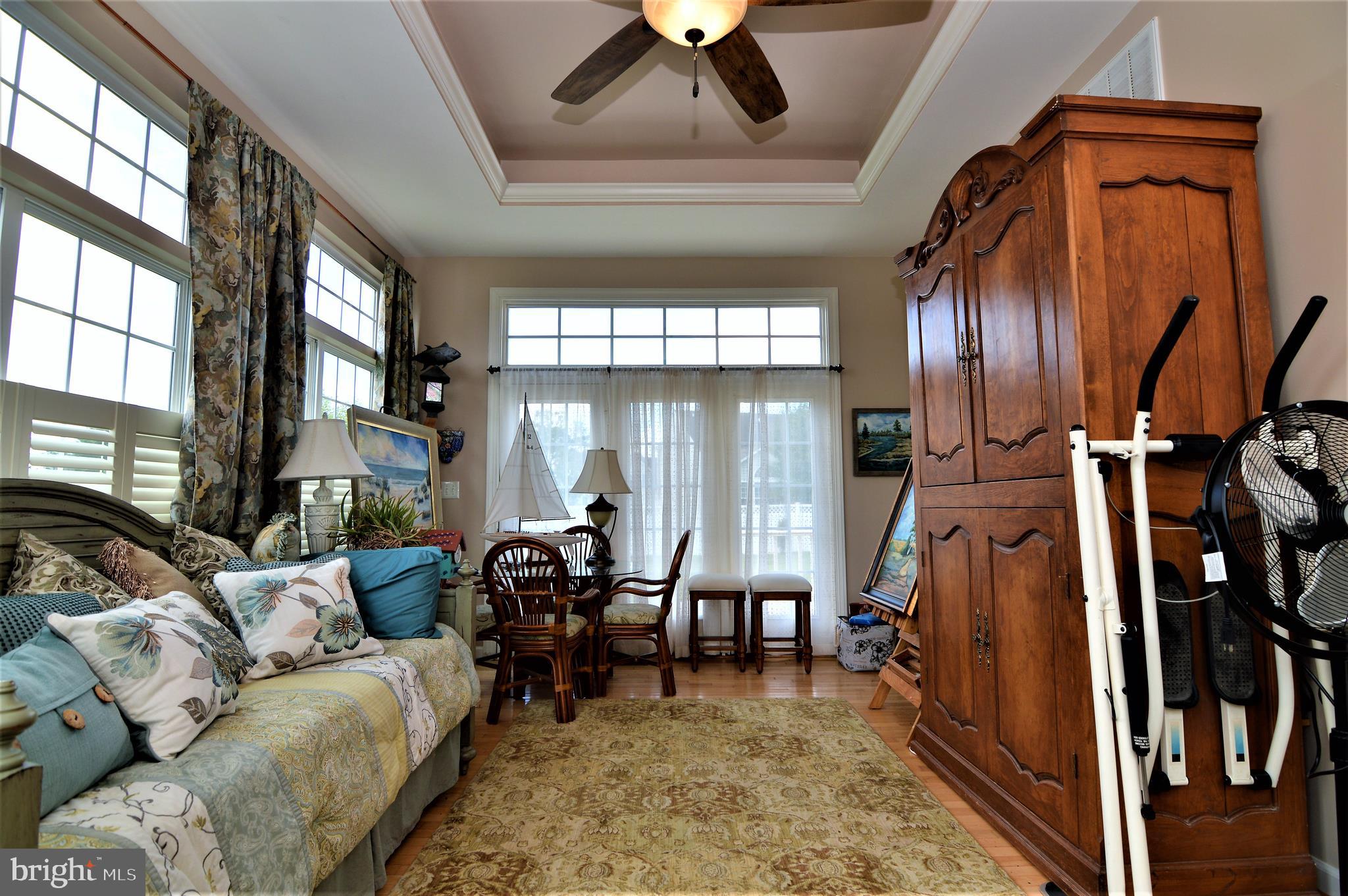 FRANKLIN KNOLL - Residential