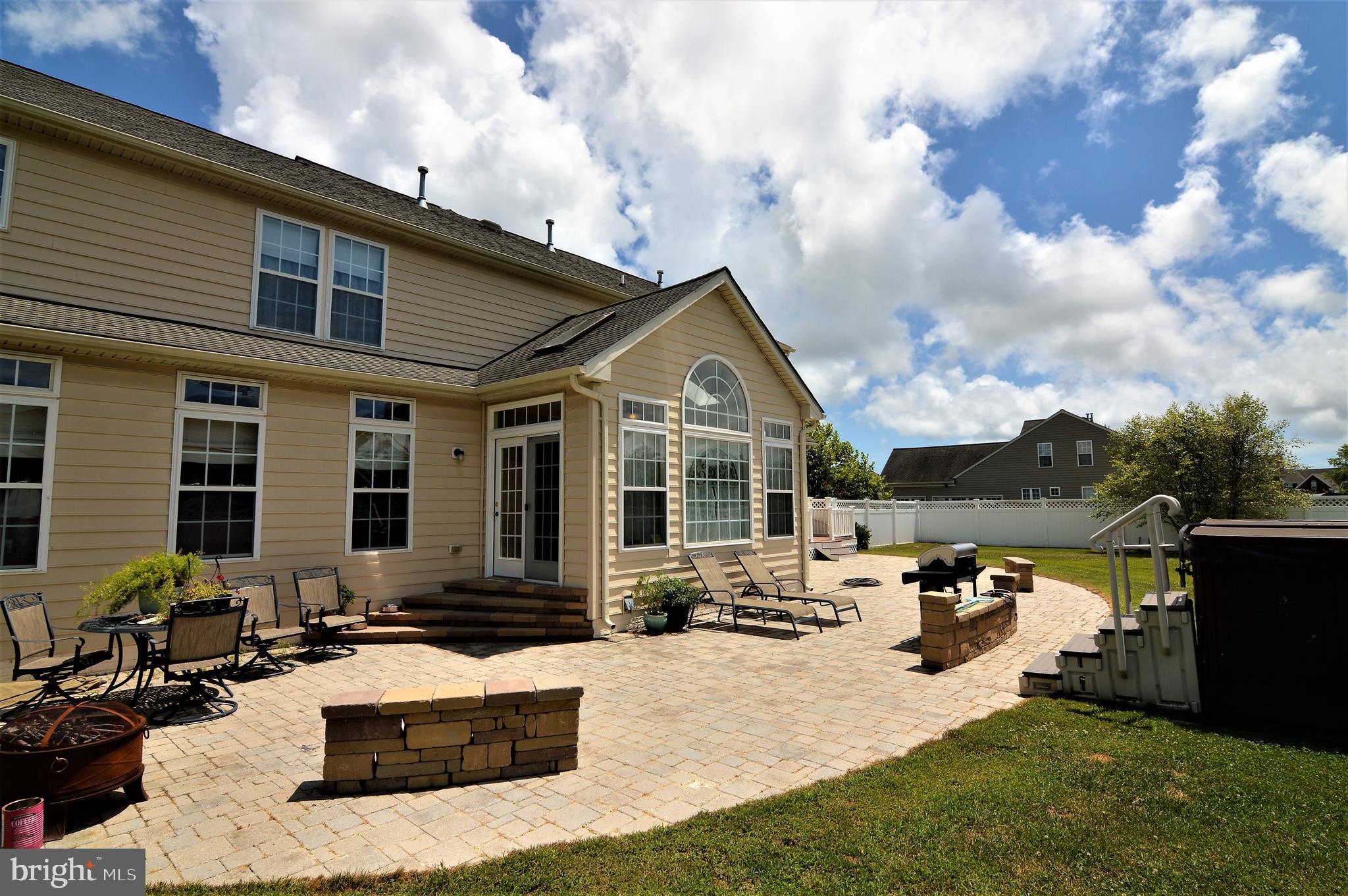 FRANKLIN KNOLL - Residential