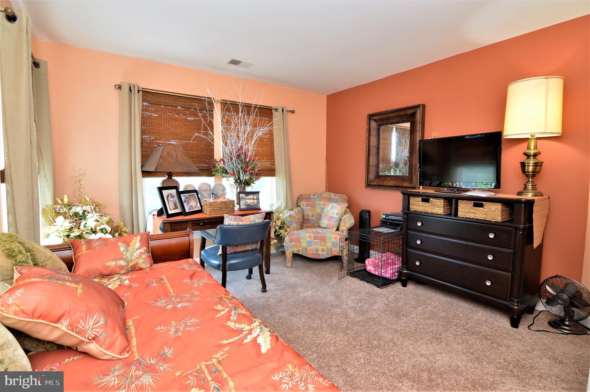 FRANKLIN KNOLL - Residential