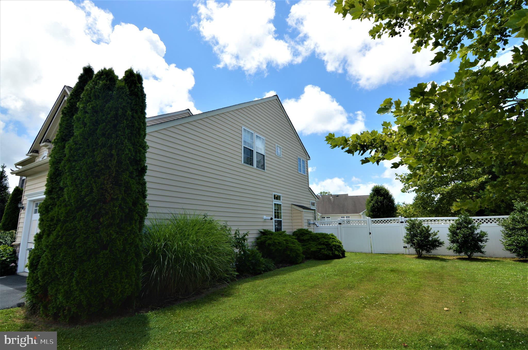 FRANKLIN KNOLL - Residential