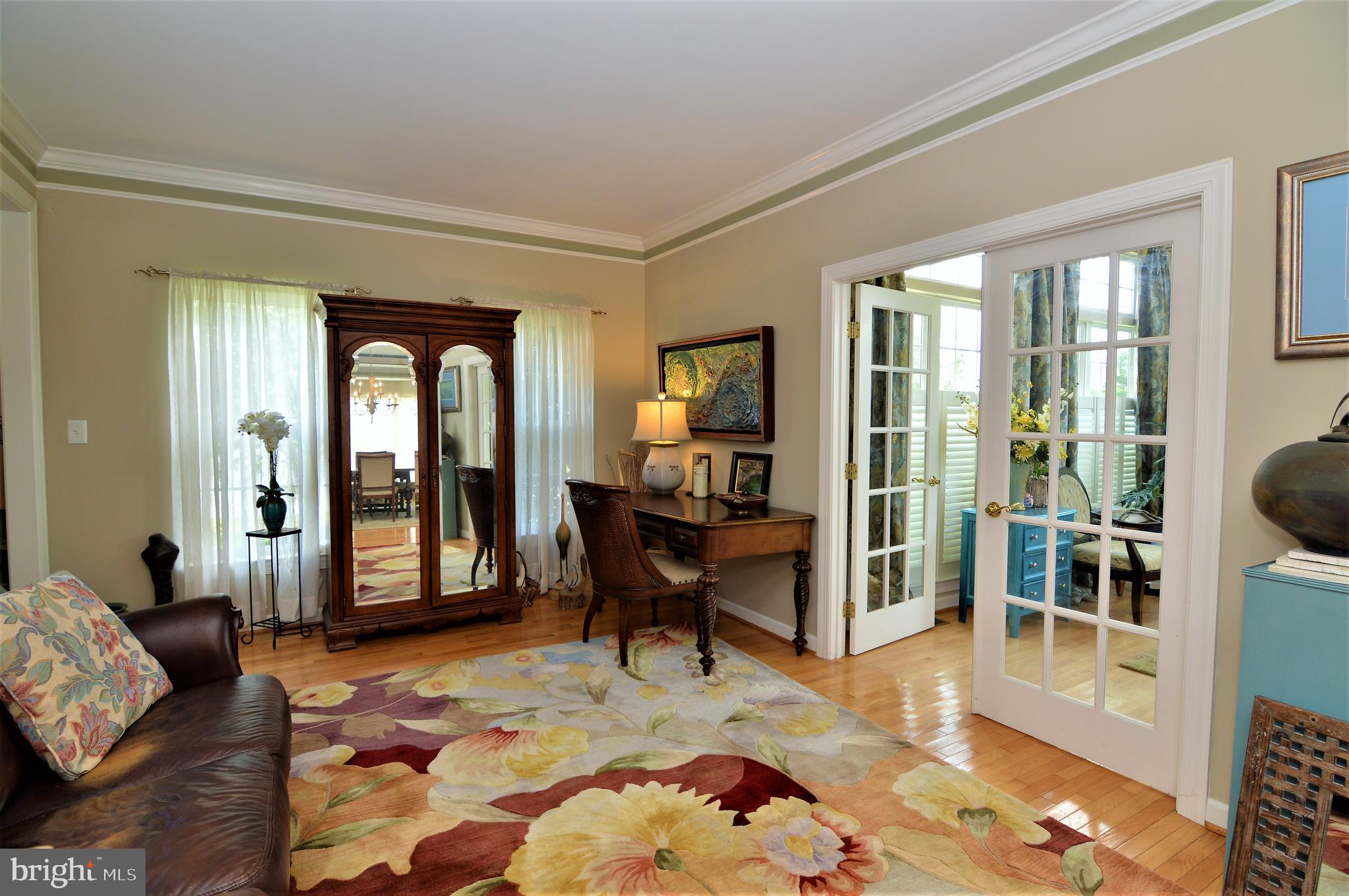 FRANKLIN KNOLL - Residential