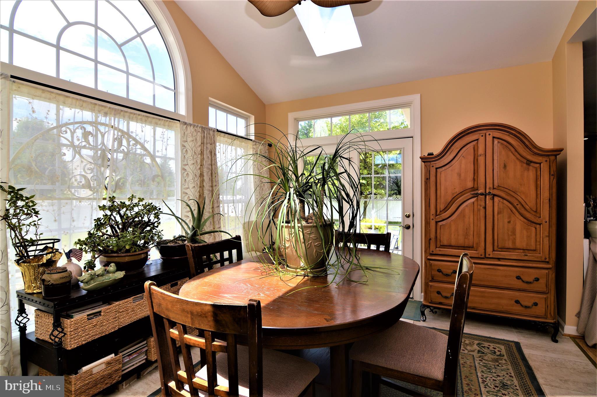 FRANKLIN KNOLL - Residential