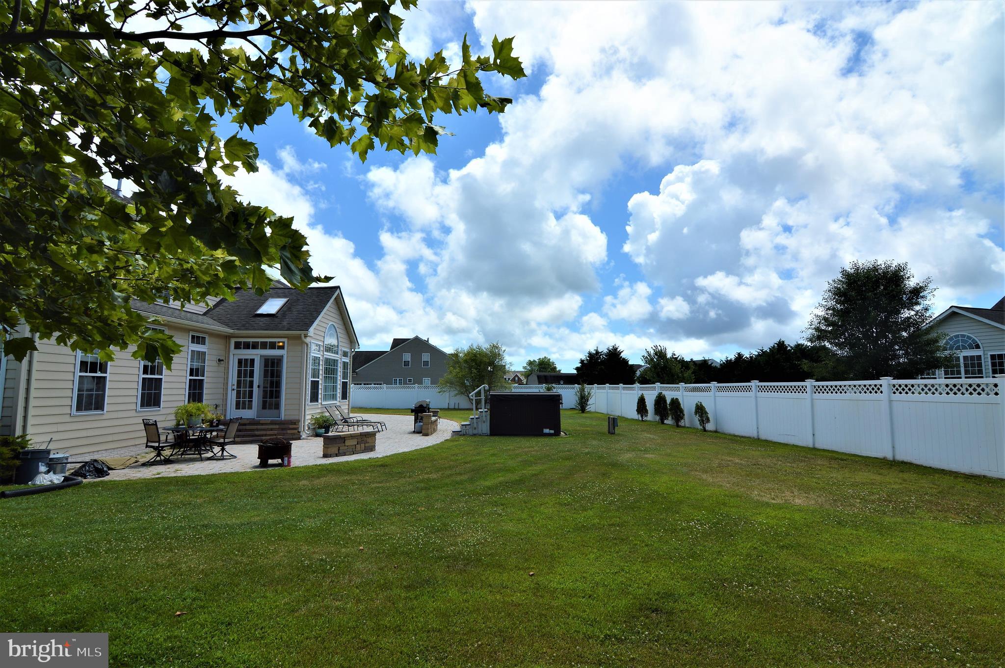 FRANKLIN KNOLL - Residential