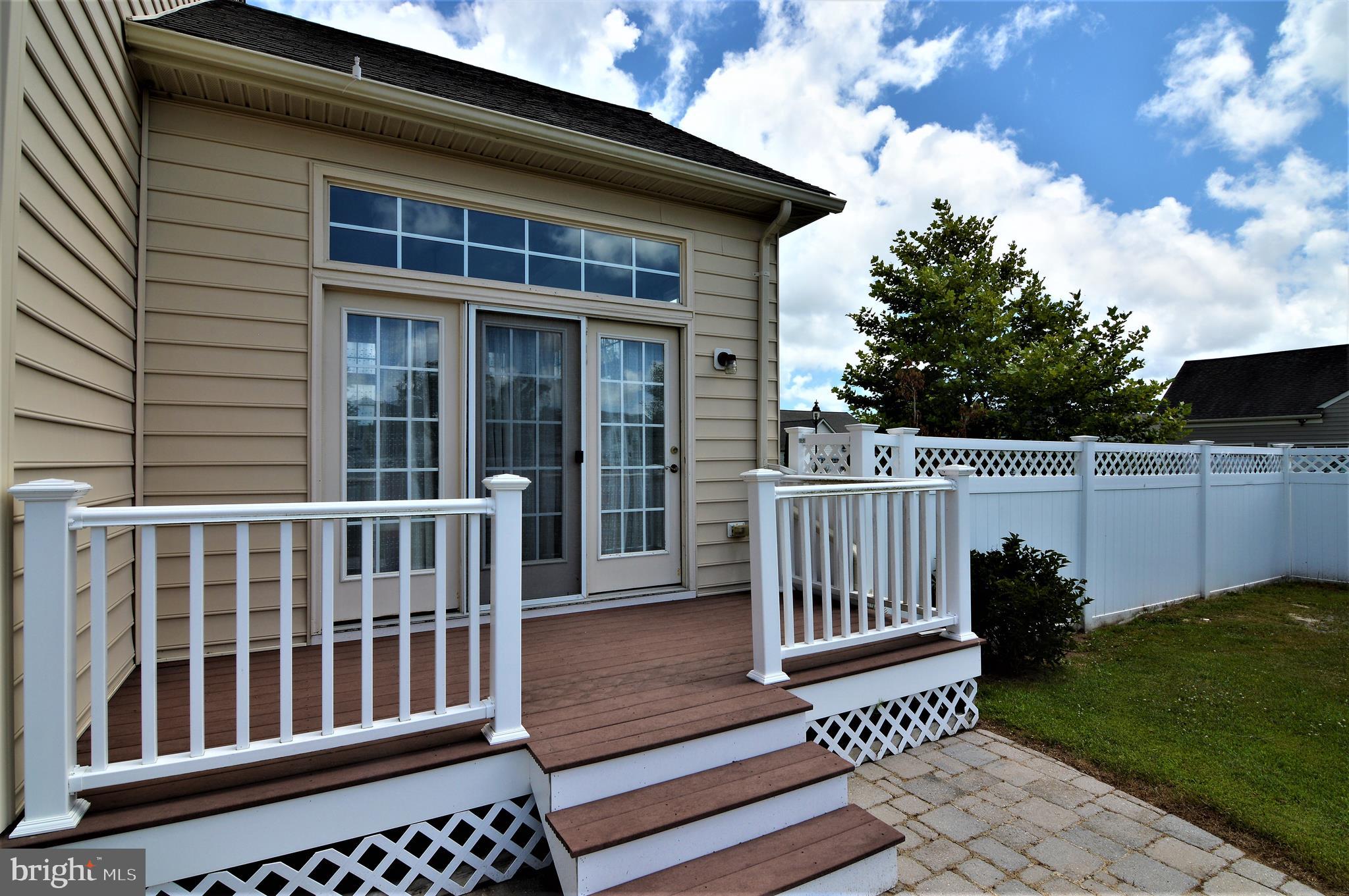 FRANKLIN KNOLL - Residential