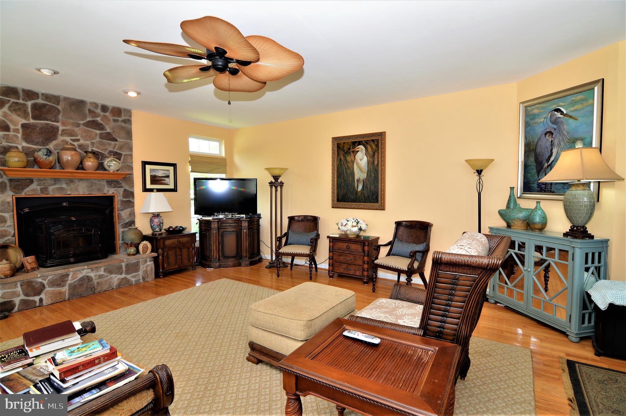 FRANKLIN KNOLL - Residential