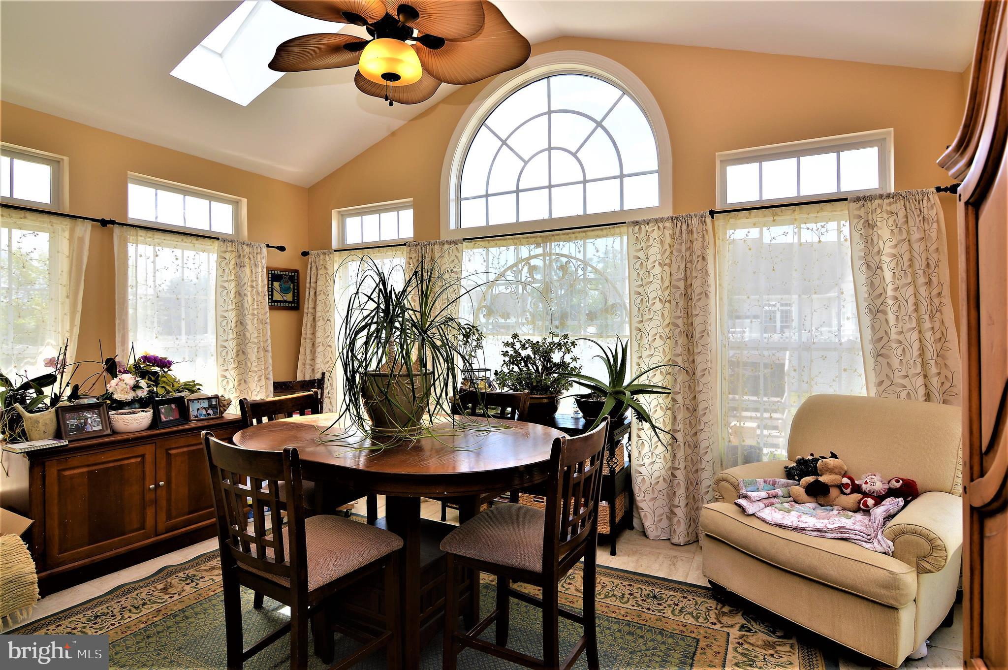 FRANKLIN KNOLL - Residential