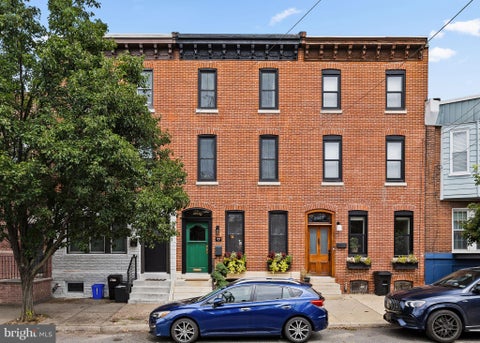 Townhouse For Sale - 2609 Christian Street<br/> PHILADELPHIA, PA 19146