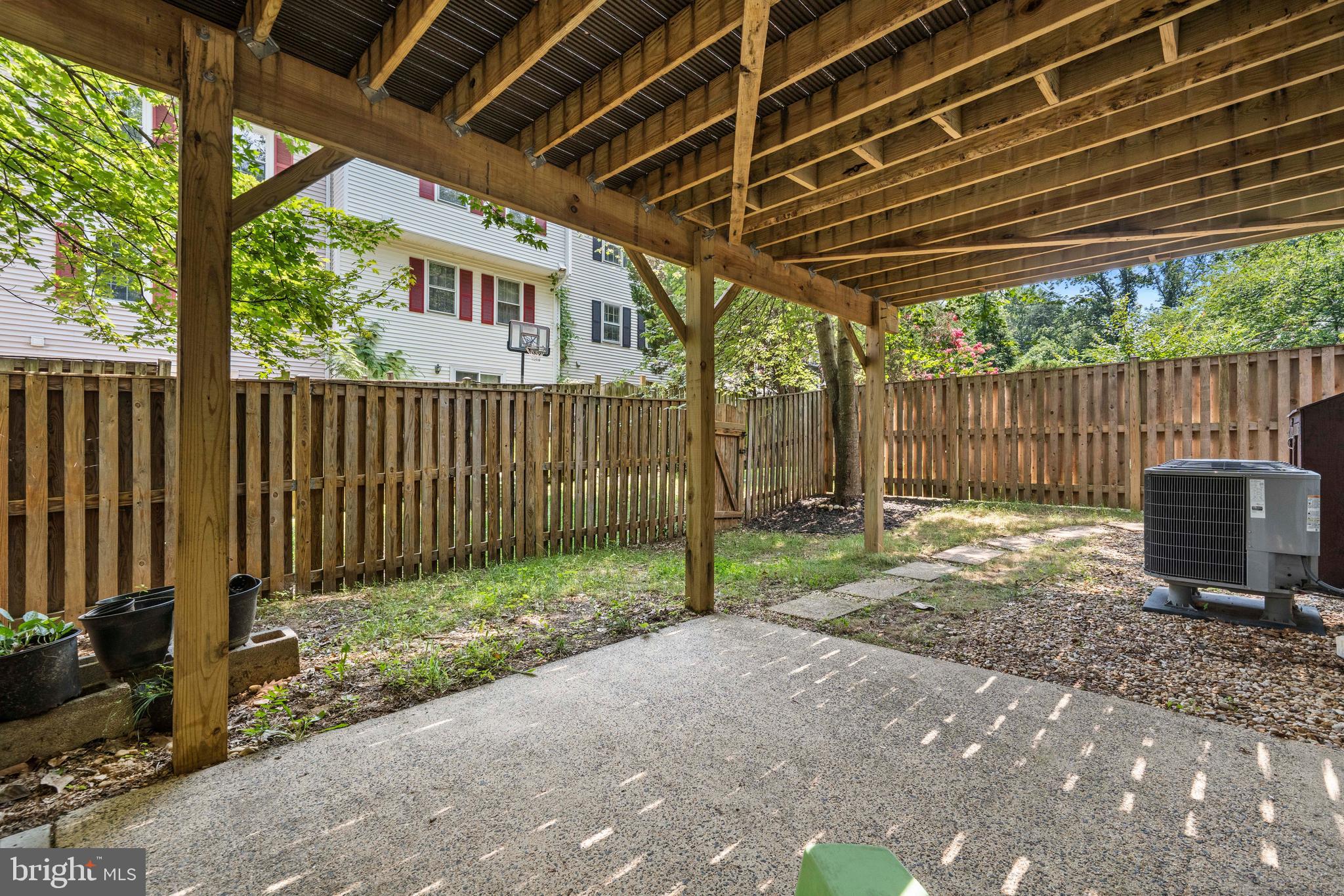 RUNNYMEADE - Residential