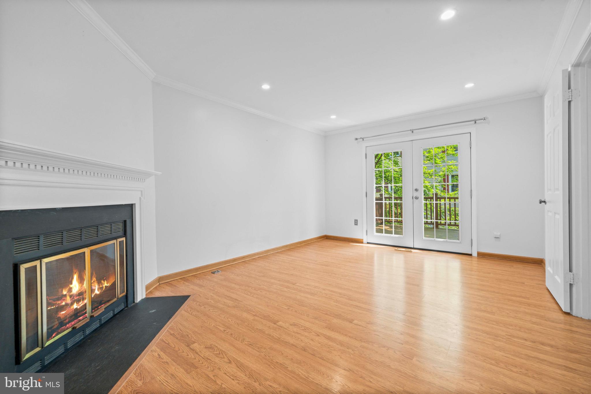 RUNNYMEADE - Residential