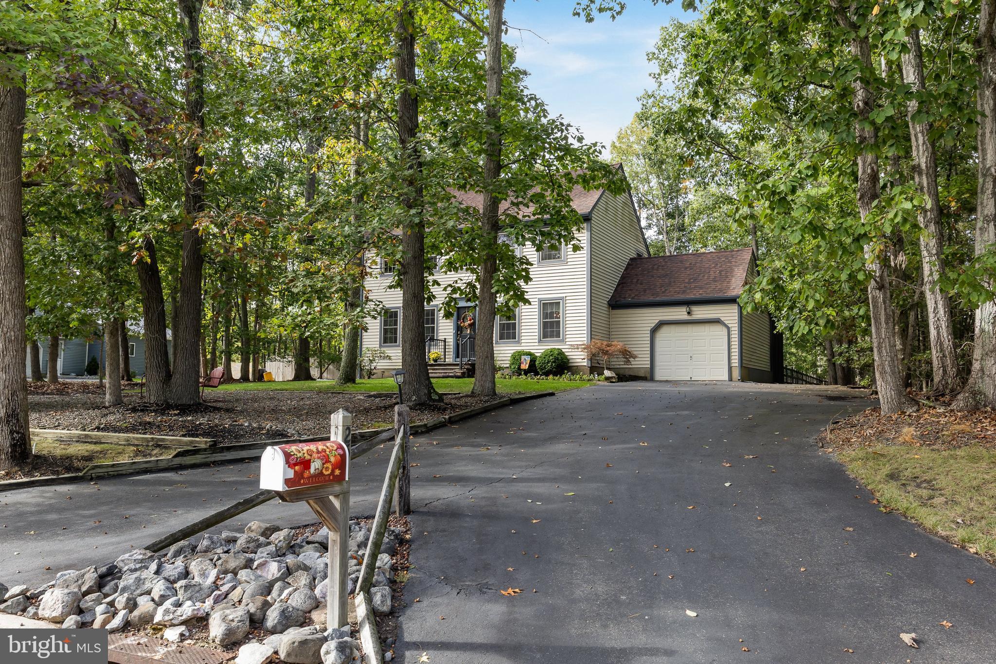 25 PACKENAH TRAIL