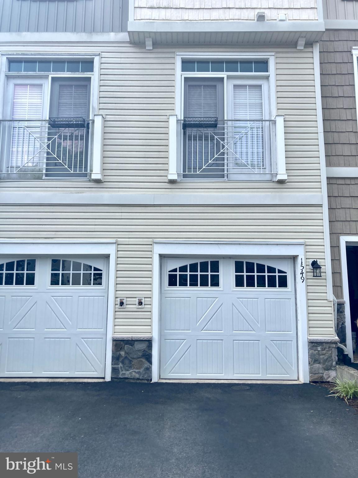 POTOMAC CREST - Residential Lease