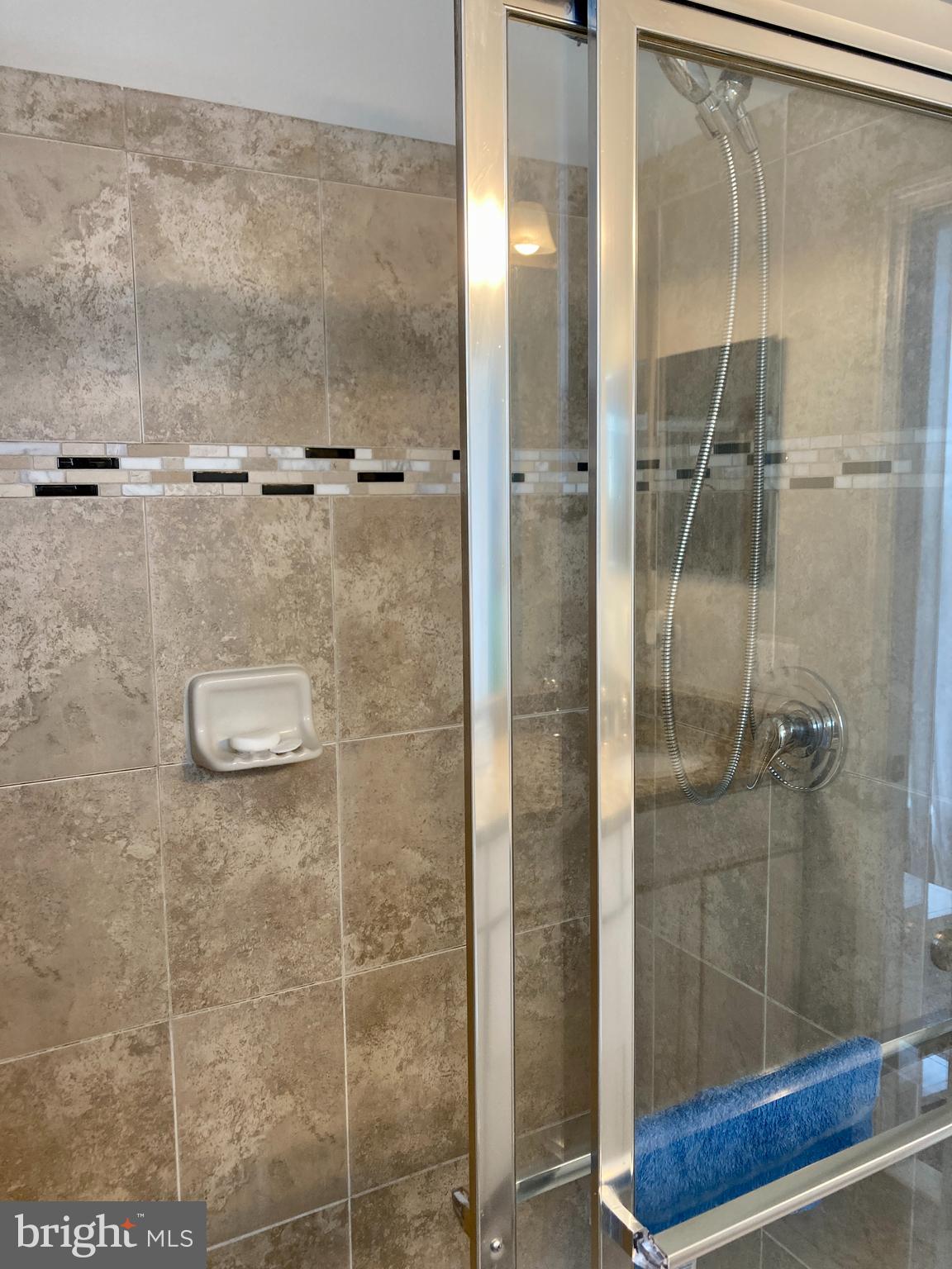 POTOMAC CREST - Residential Lease