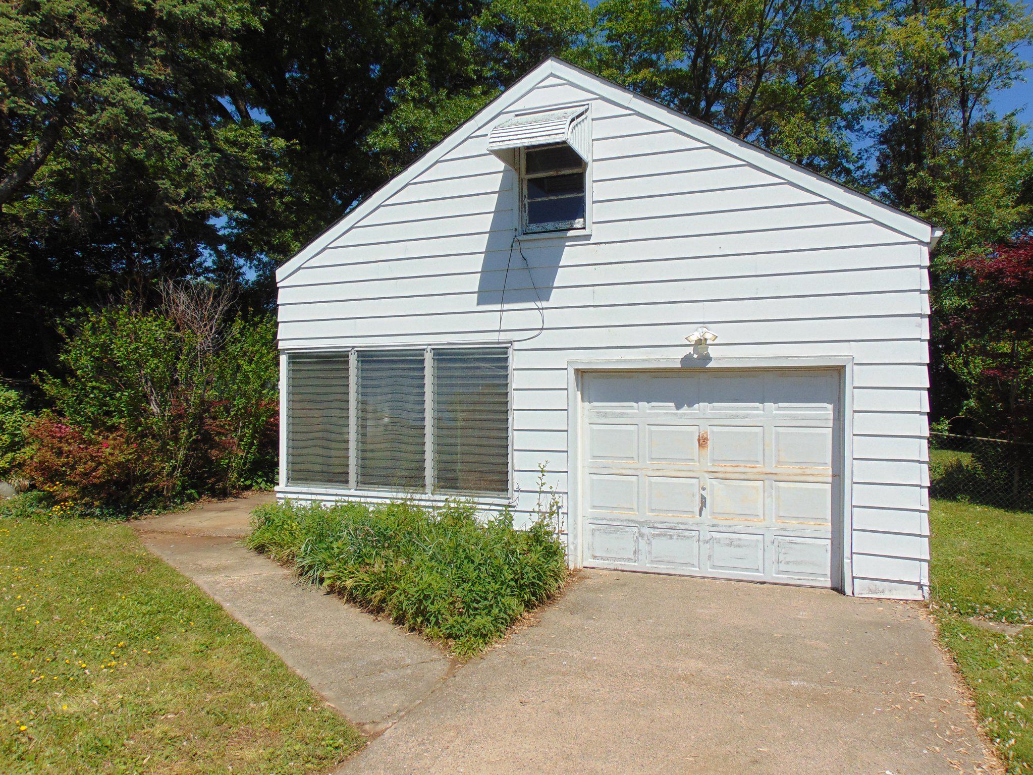 SWANWYCK GARDENS - Residential
