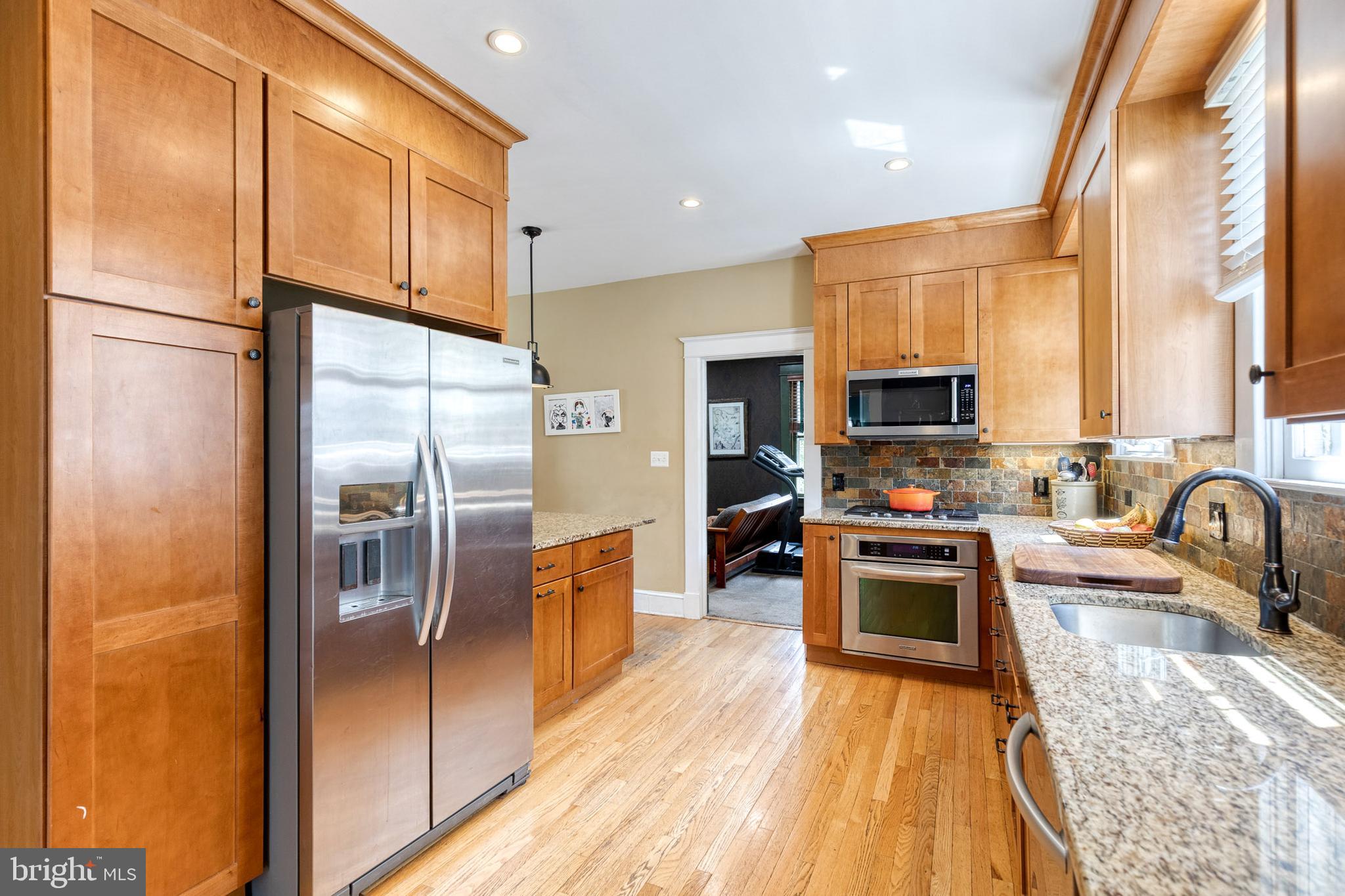 MOUNT WASHINGTON - Residential