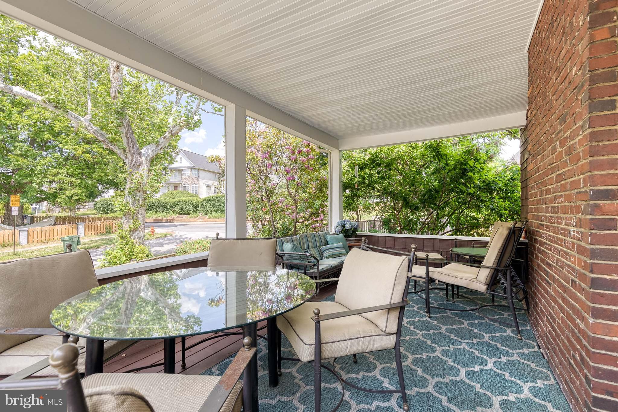 MOUNT WASHINGTON - Residential