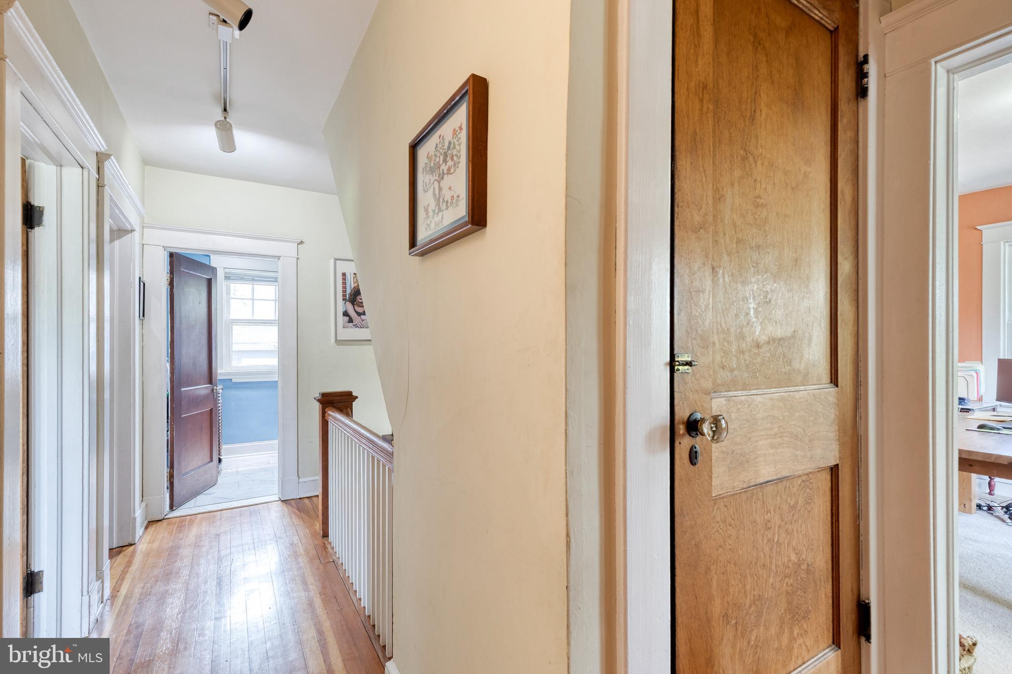 MOUNT WASHINGTON - Residential