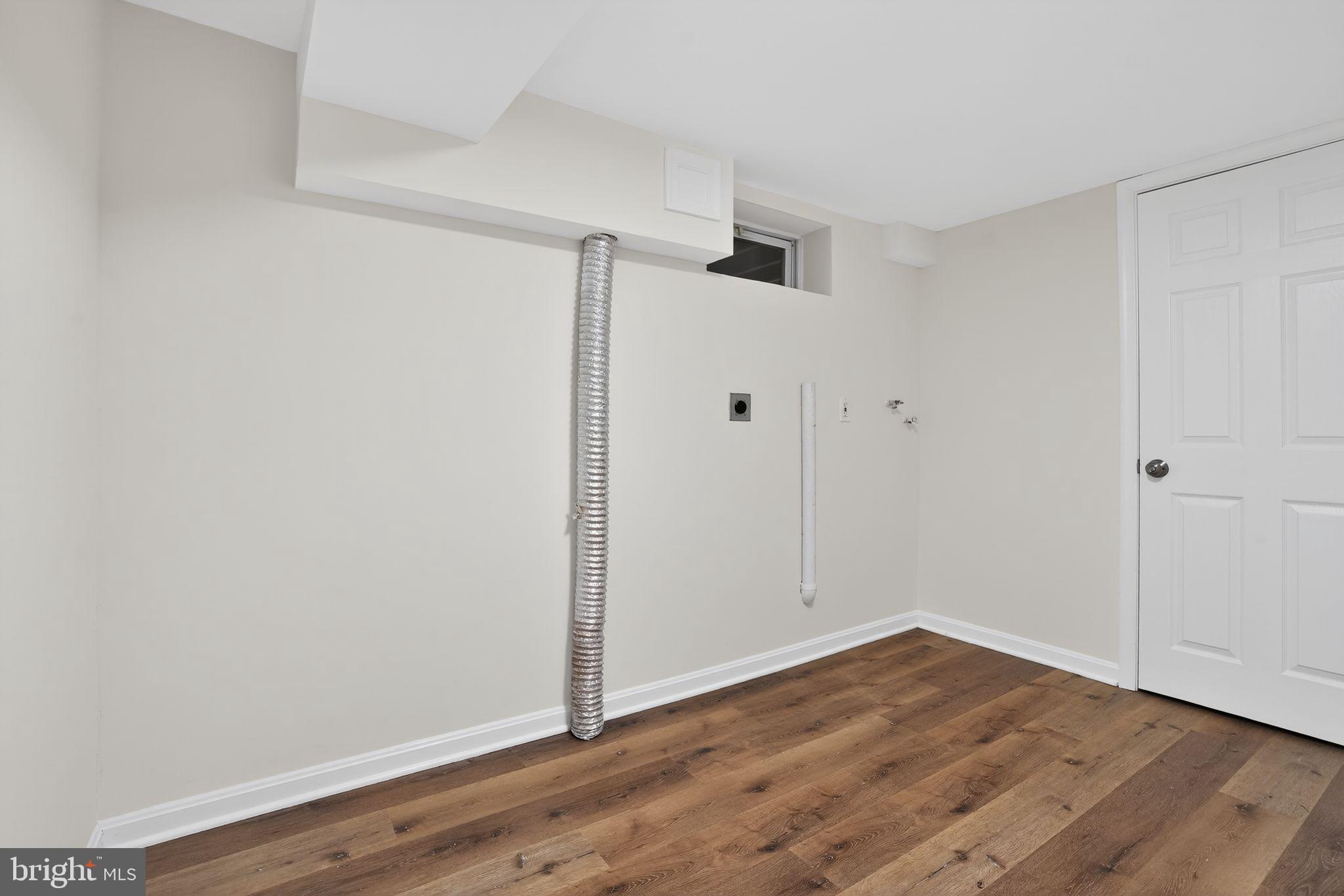 ARUNDEL GARDENS - Residential