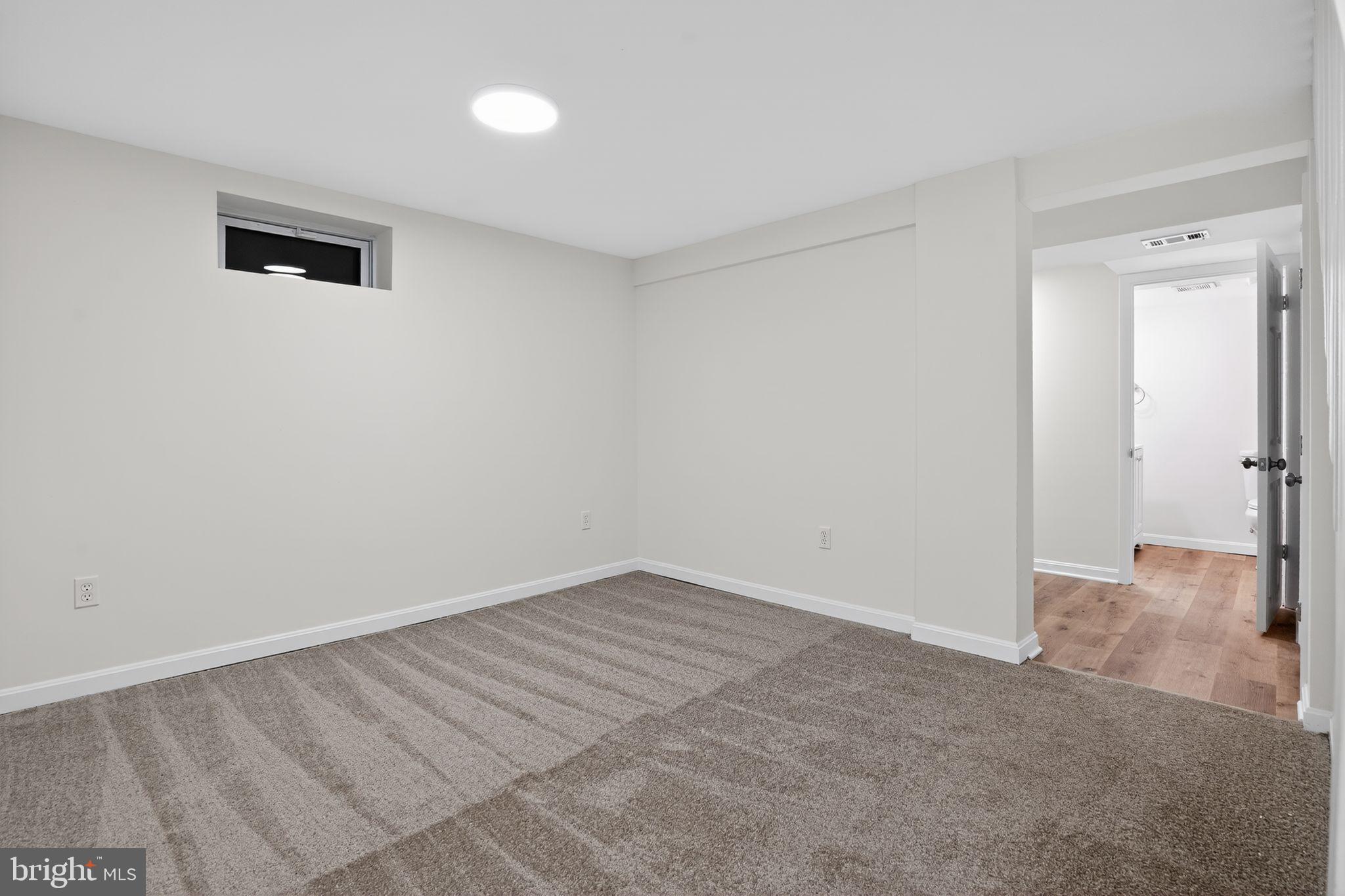 ARUNDEL GARDENS - Residential