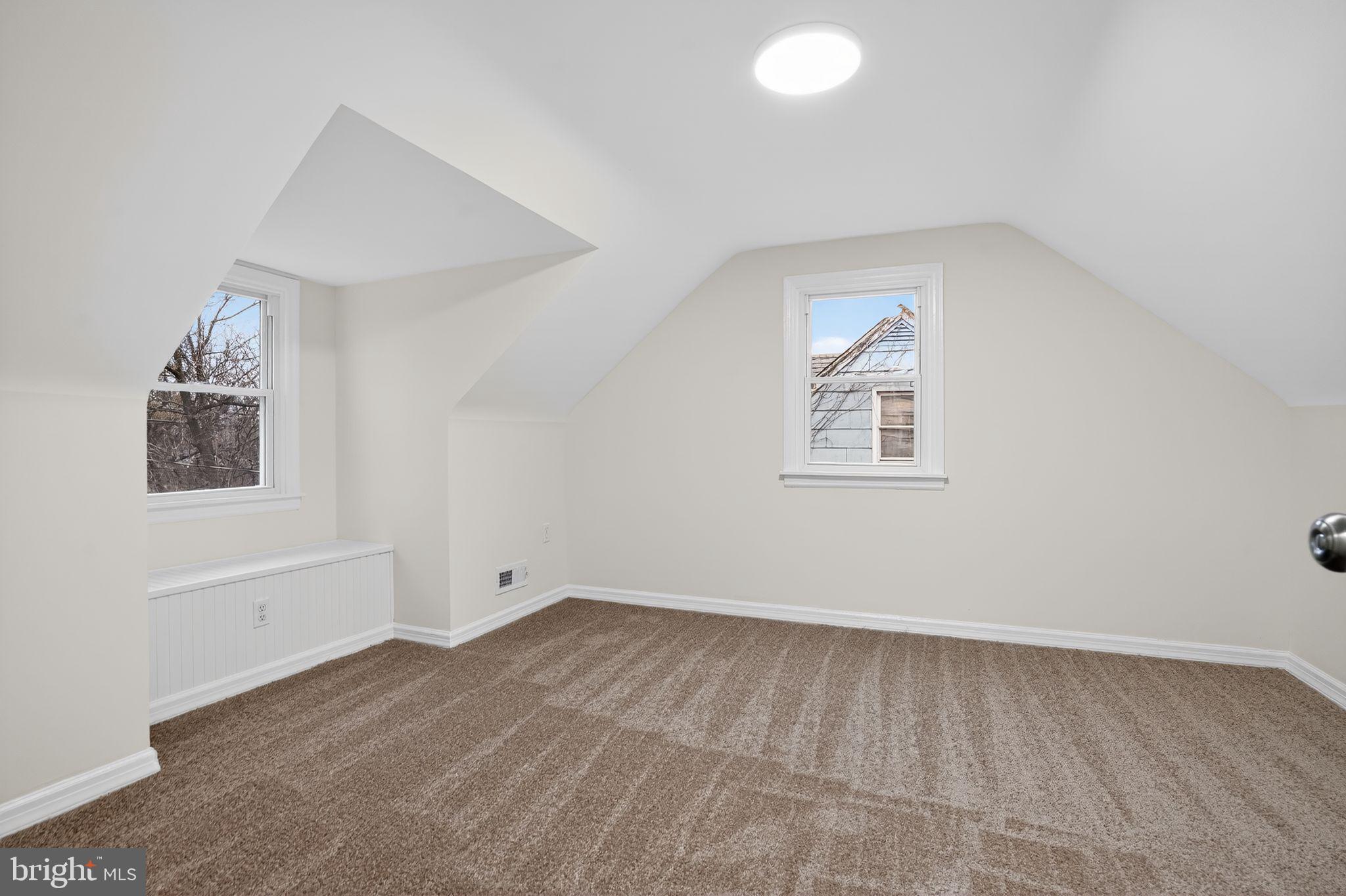 ARUNDEL GARDENS - Residential