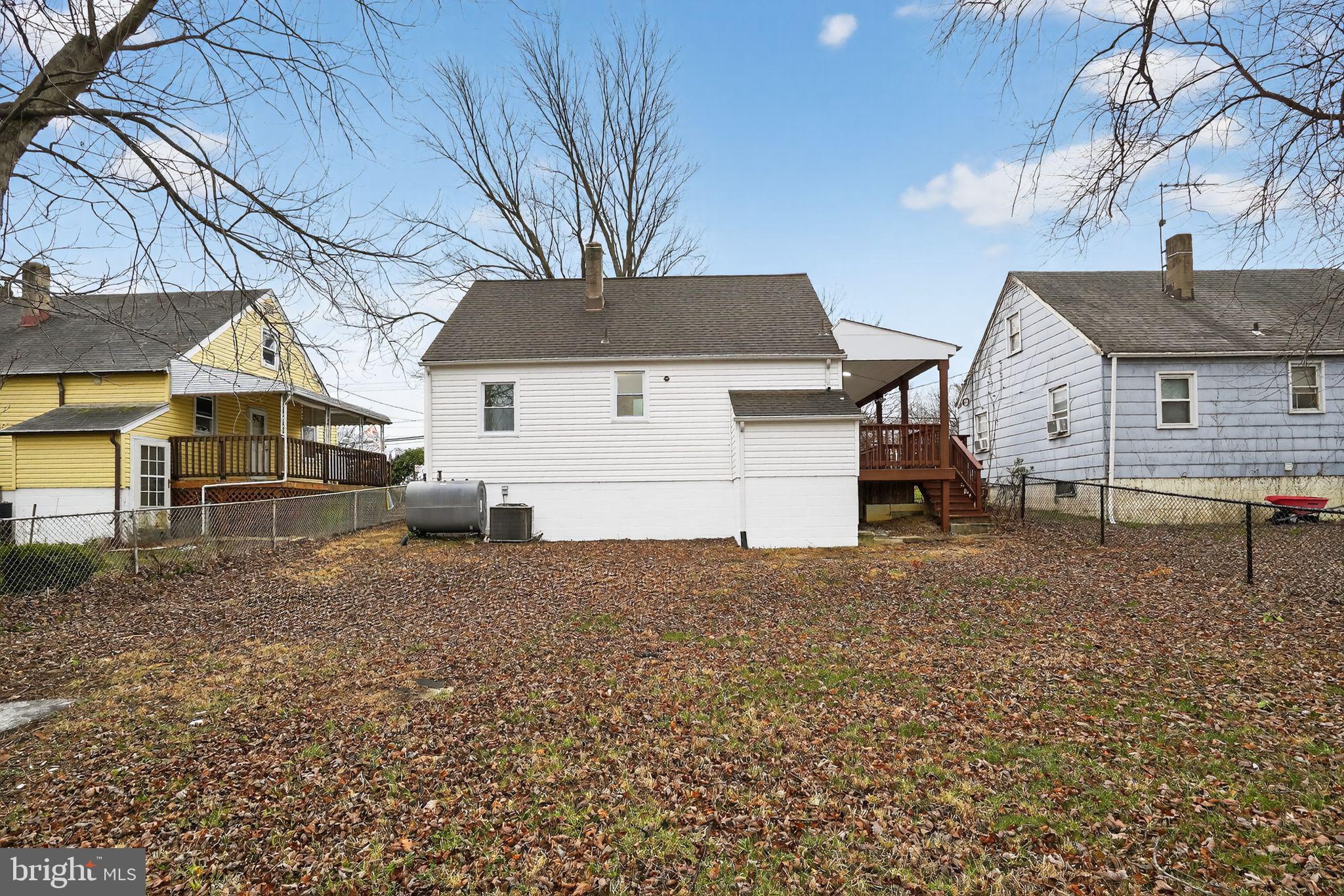 ARUNDEL GARDENS - Residential