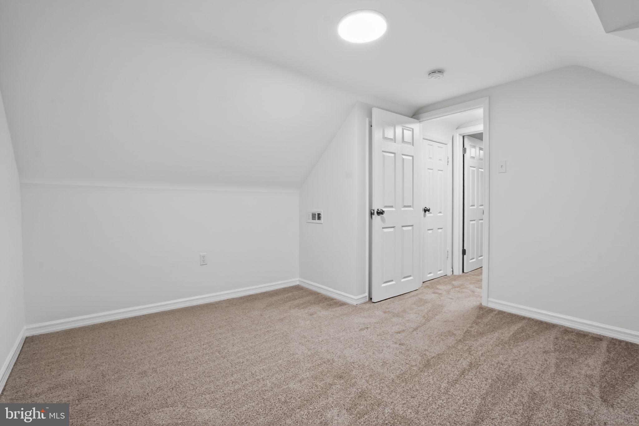 ARUNDEL GARDENS - Residential