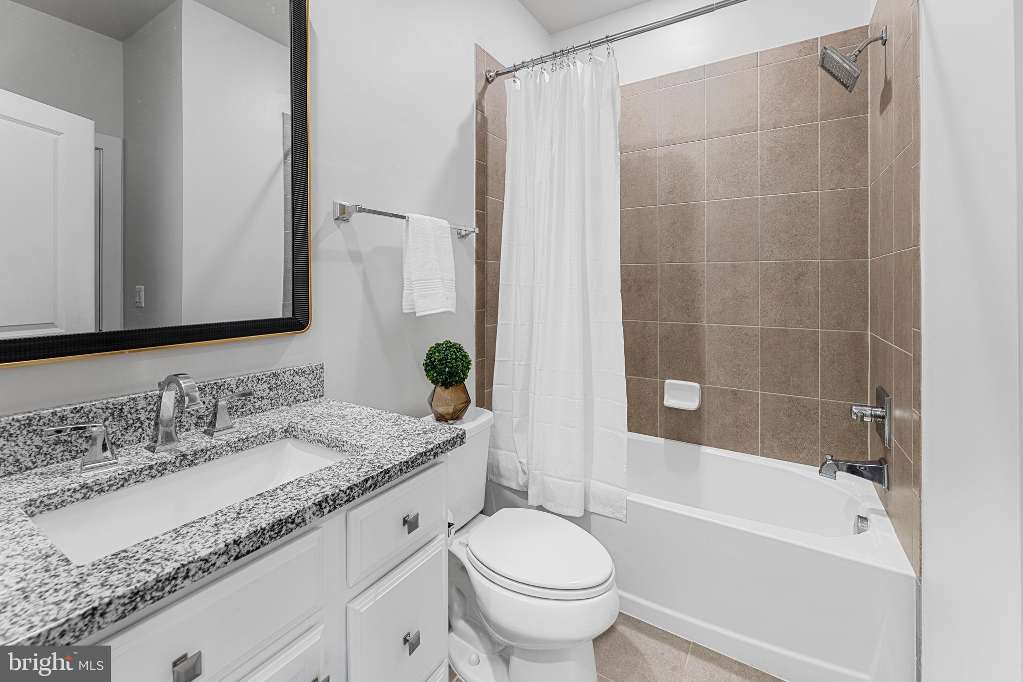 13244 WOODLAND POND PLACE