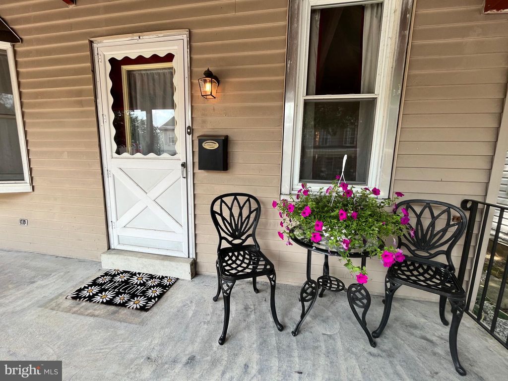 Photo of 537 Main Street, Denver, PA 17517 (MLS # PALA2041958)