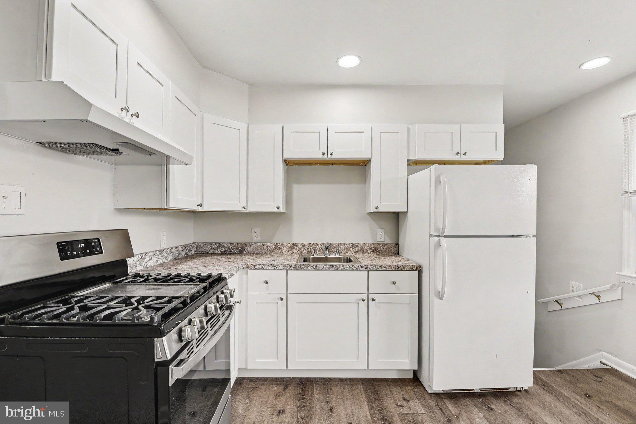 1209 WHITMAN DRIVE