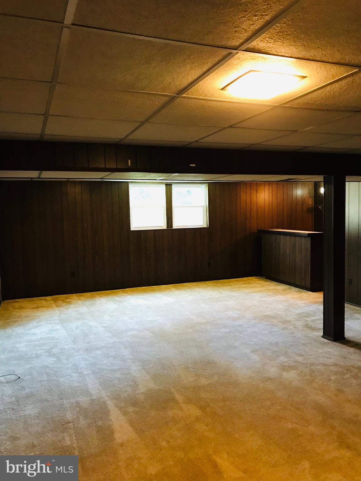 WHEATON HILLS - Residential Lease