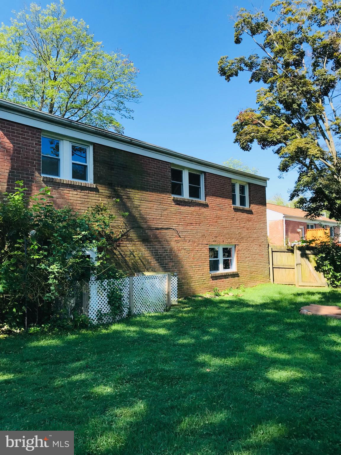 WHEATON HILLS - Residential Lease