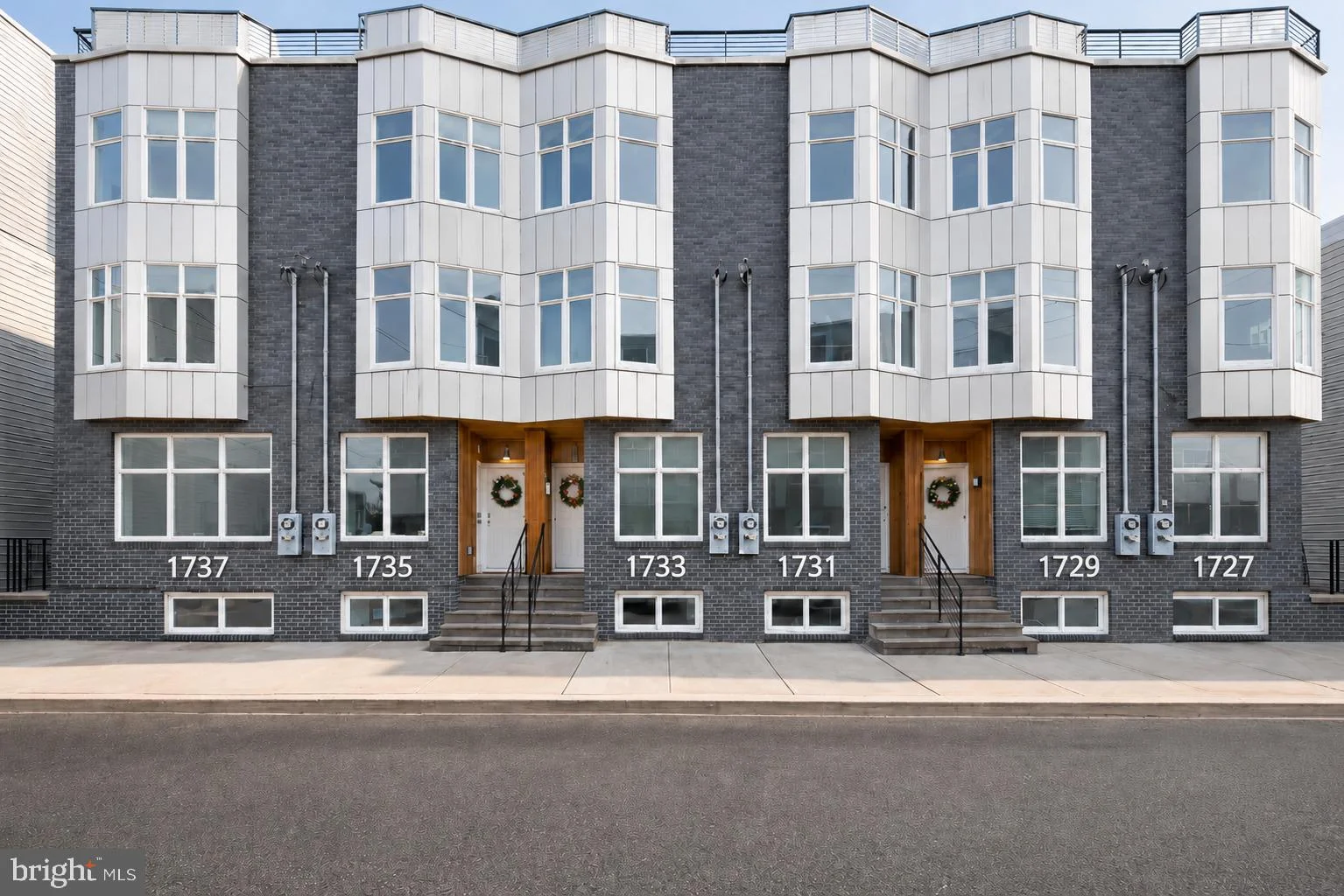 1727-1737 Ingersoll Street