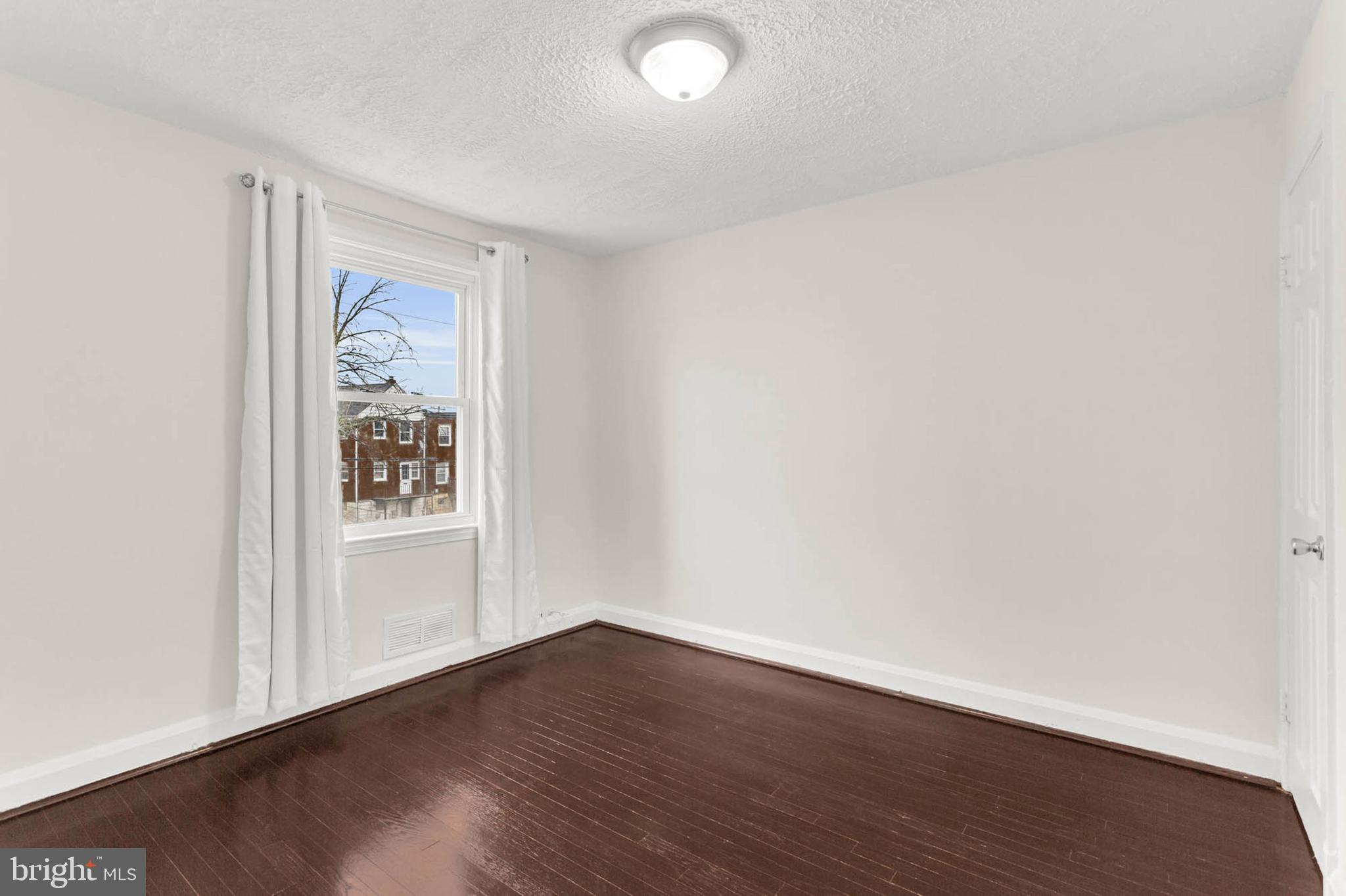 NORWOOD HEIGHTS - Residential