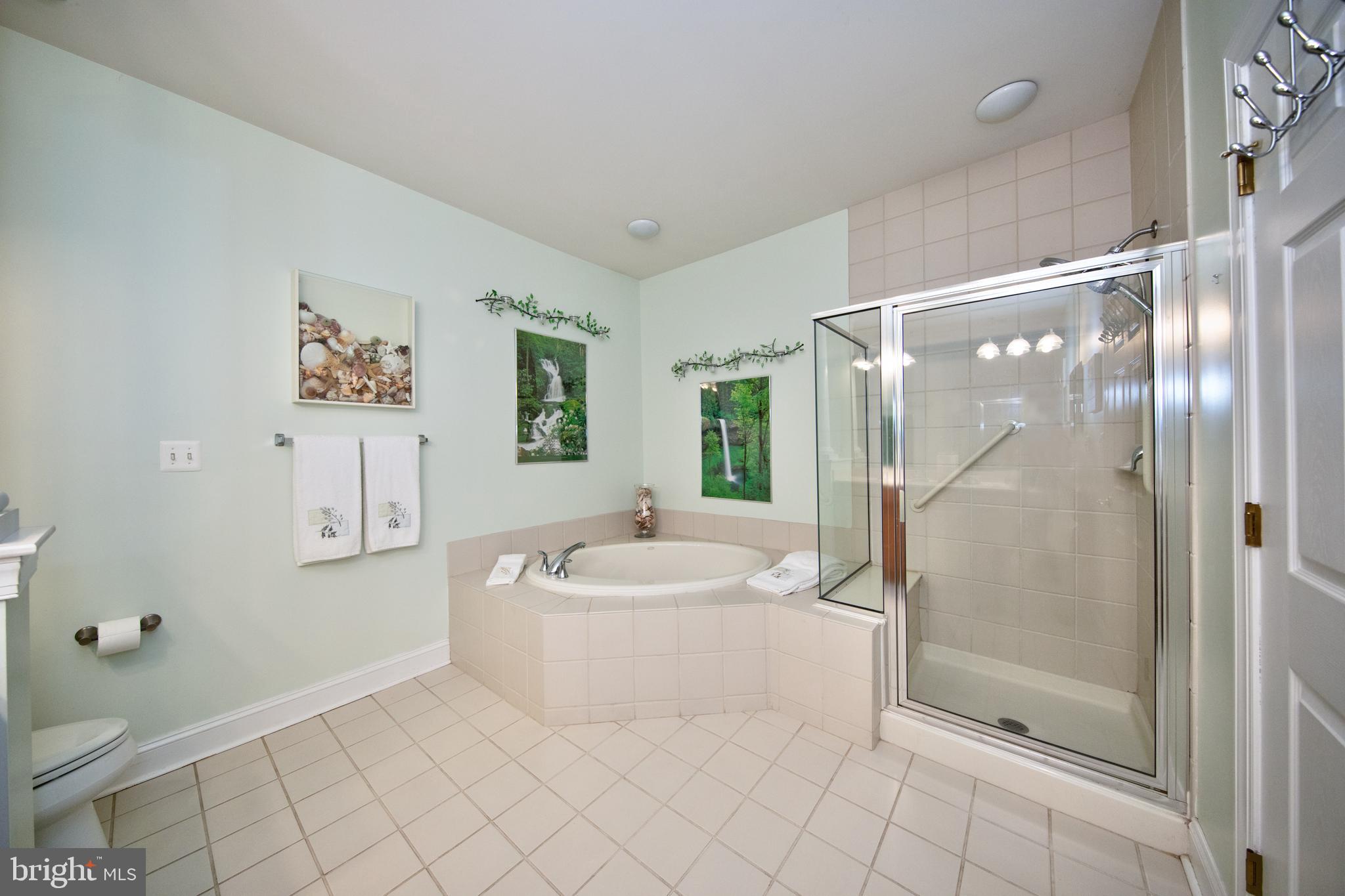 WATERS EDGE - Residential