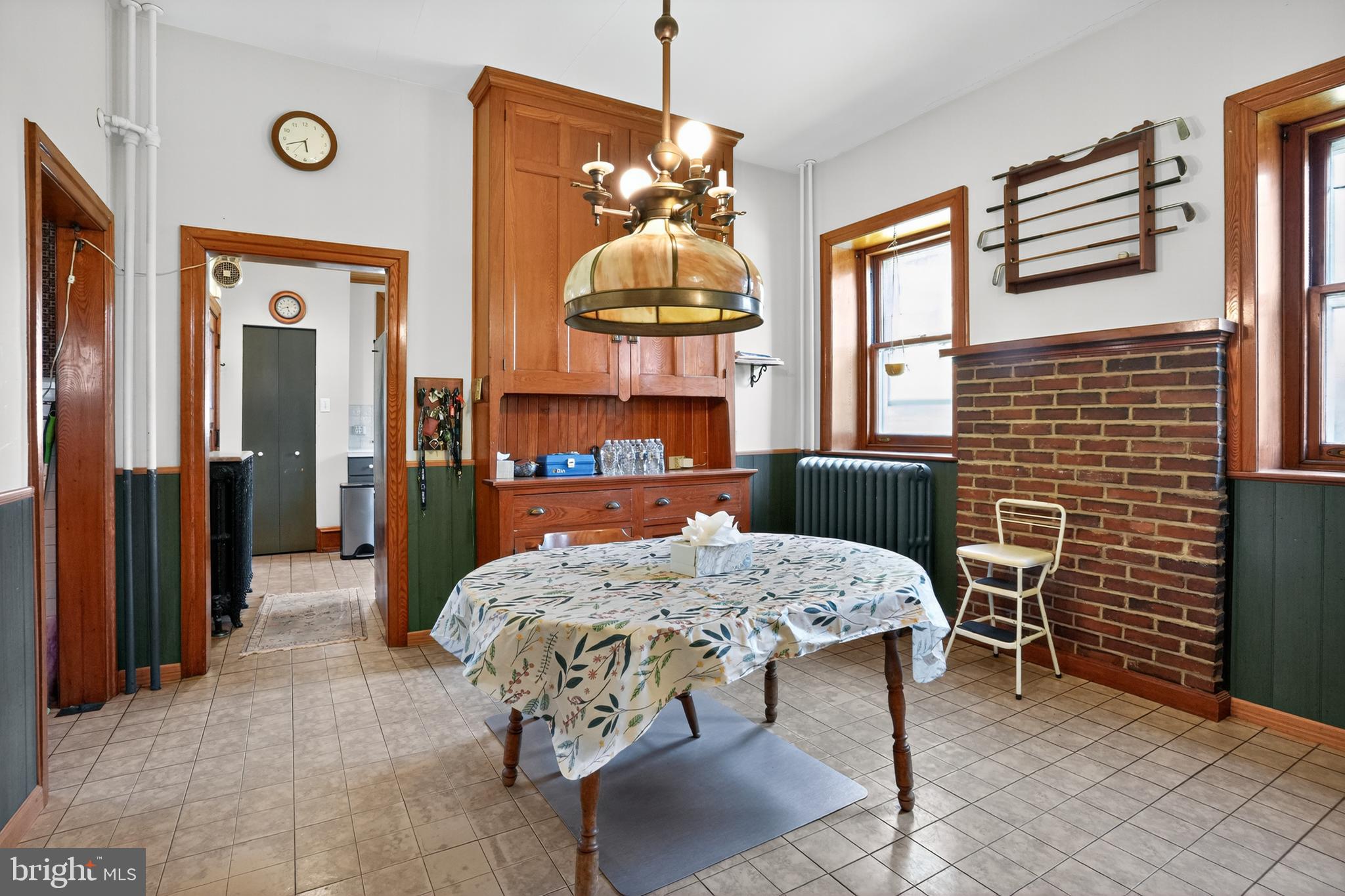 ROXBOROUGH - Residential