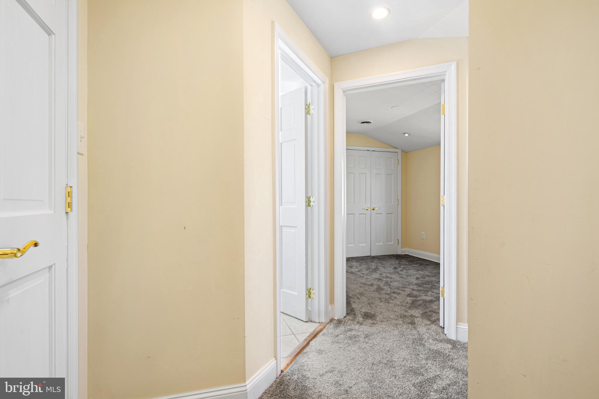 STRAFFORD VILLAGE - Residential