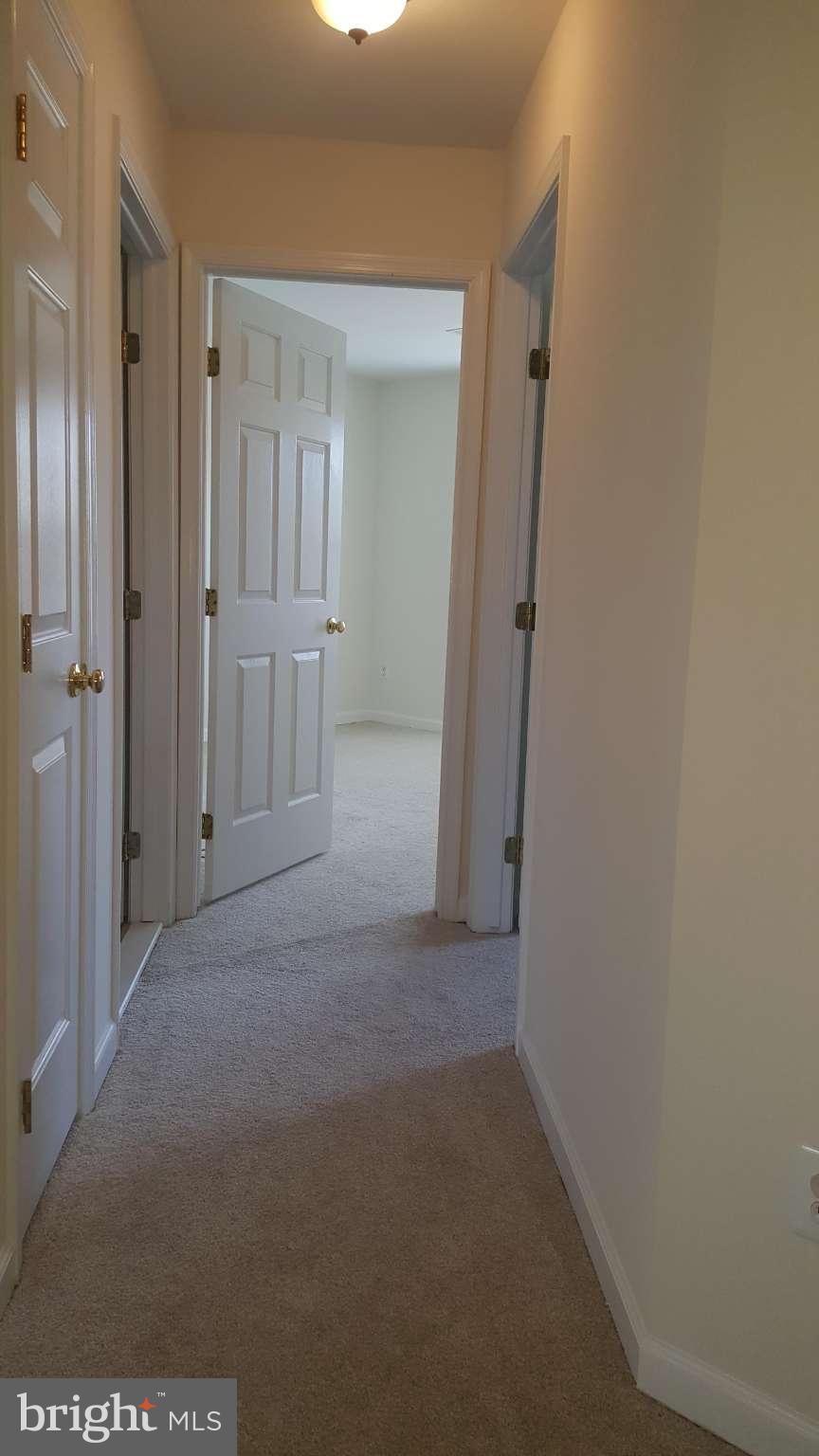 POTOMAC LAKES - Residential Lease