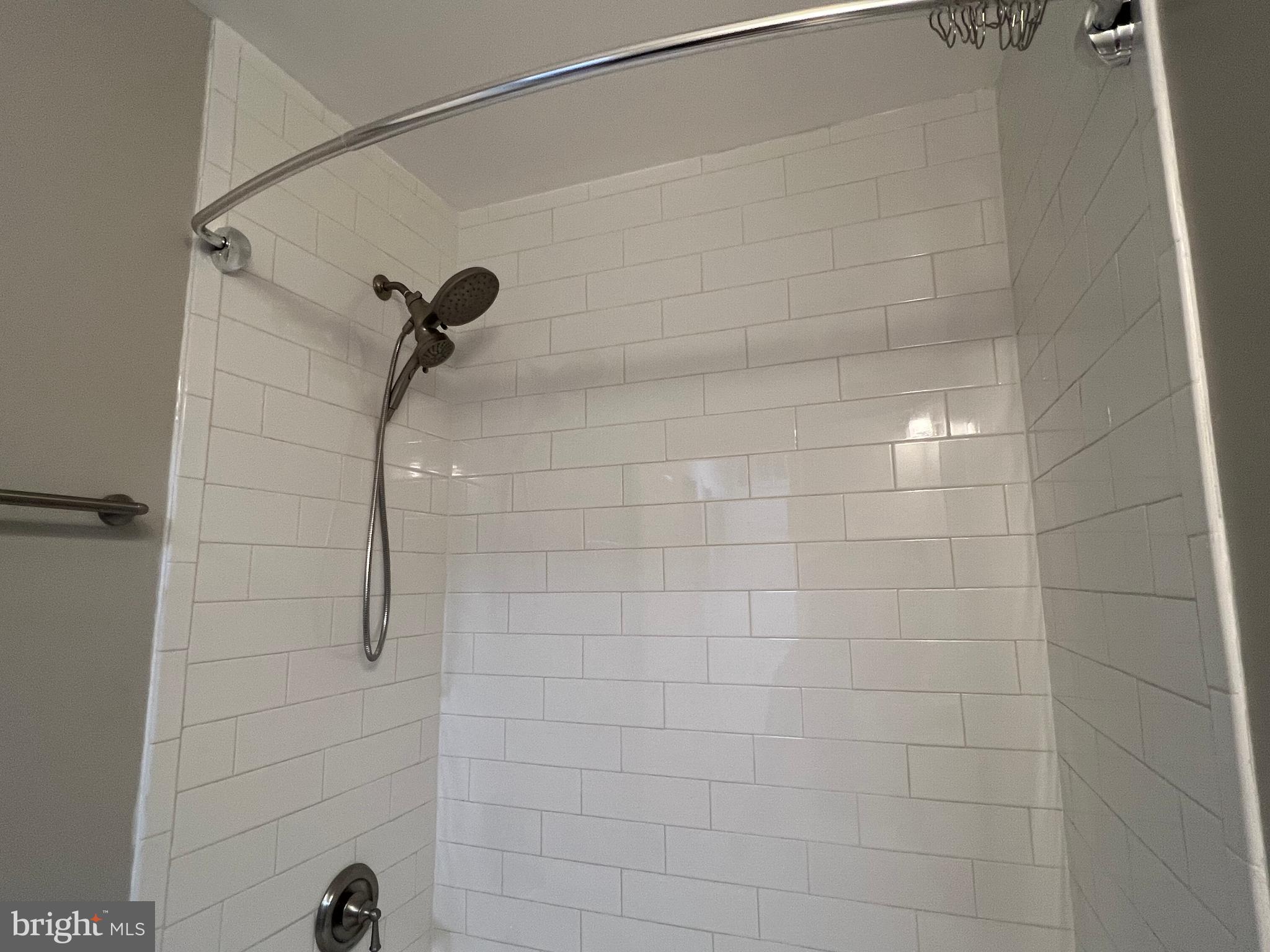 LAKE BRADDOCK - Residential Lease