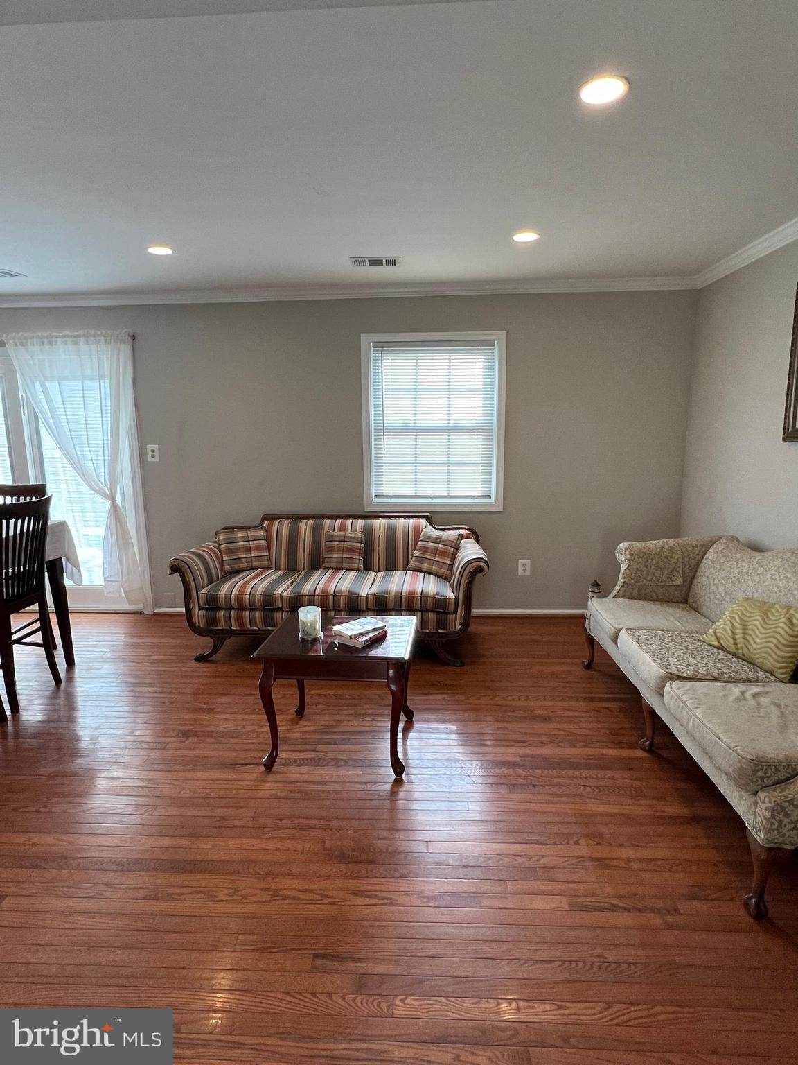 LAKE BRADDOCK - Residential Lease