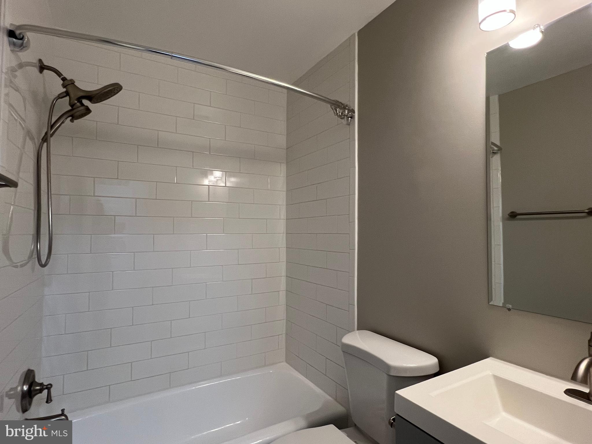 LAKE BRADDOCK - Residential Lease