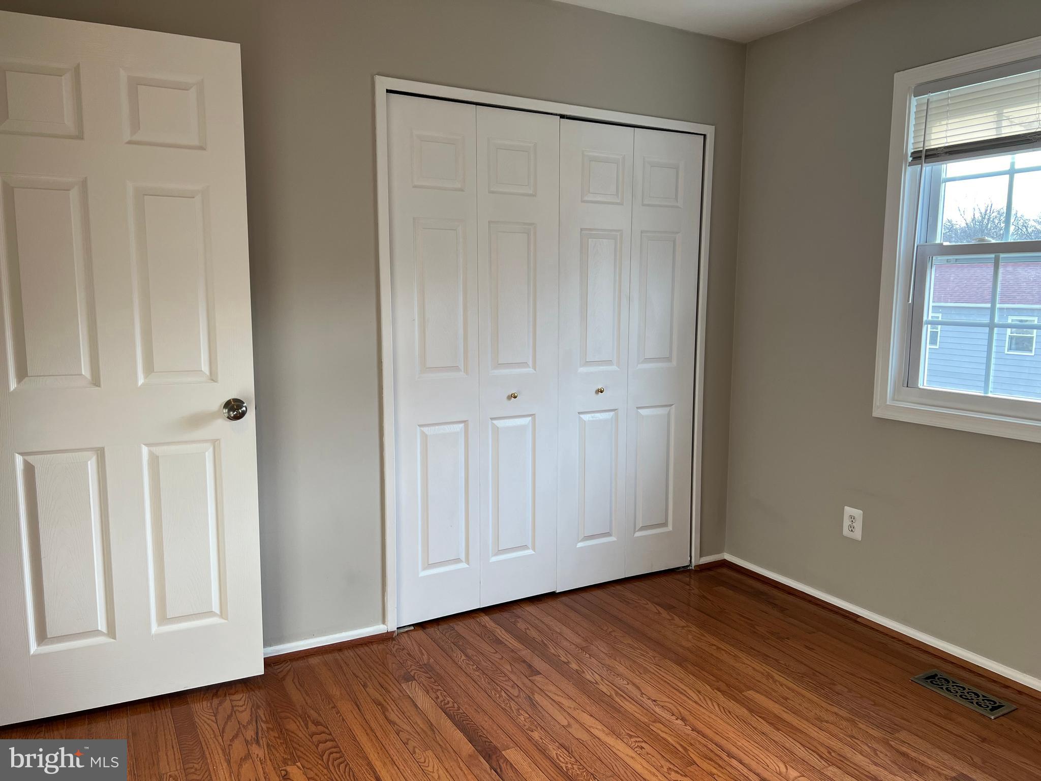 LAKE BRADDOCK - Residential Lease