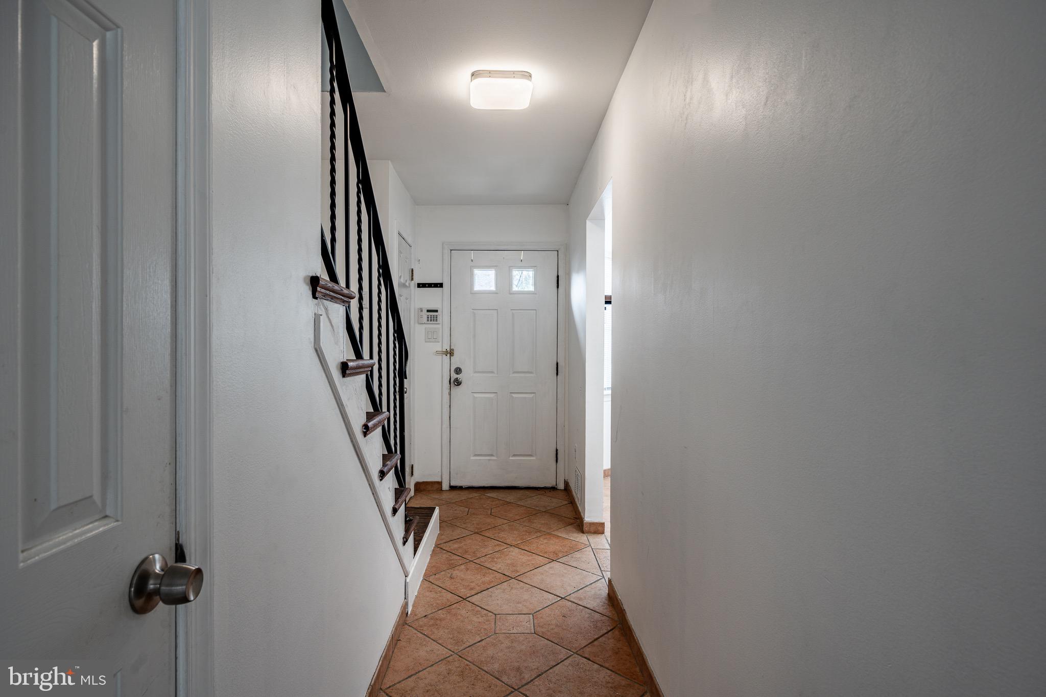 BEAVER COURT - Residential Lease