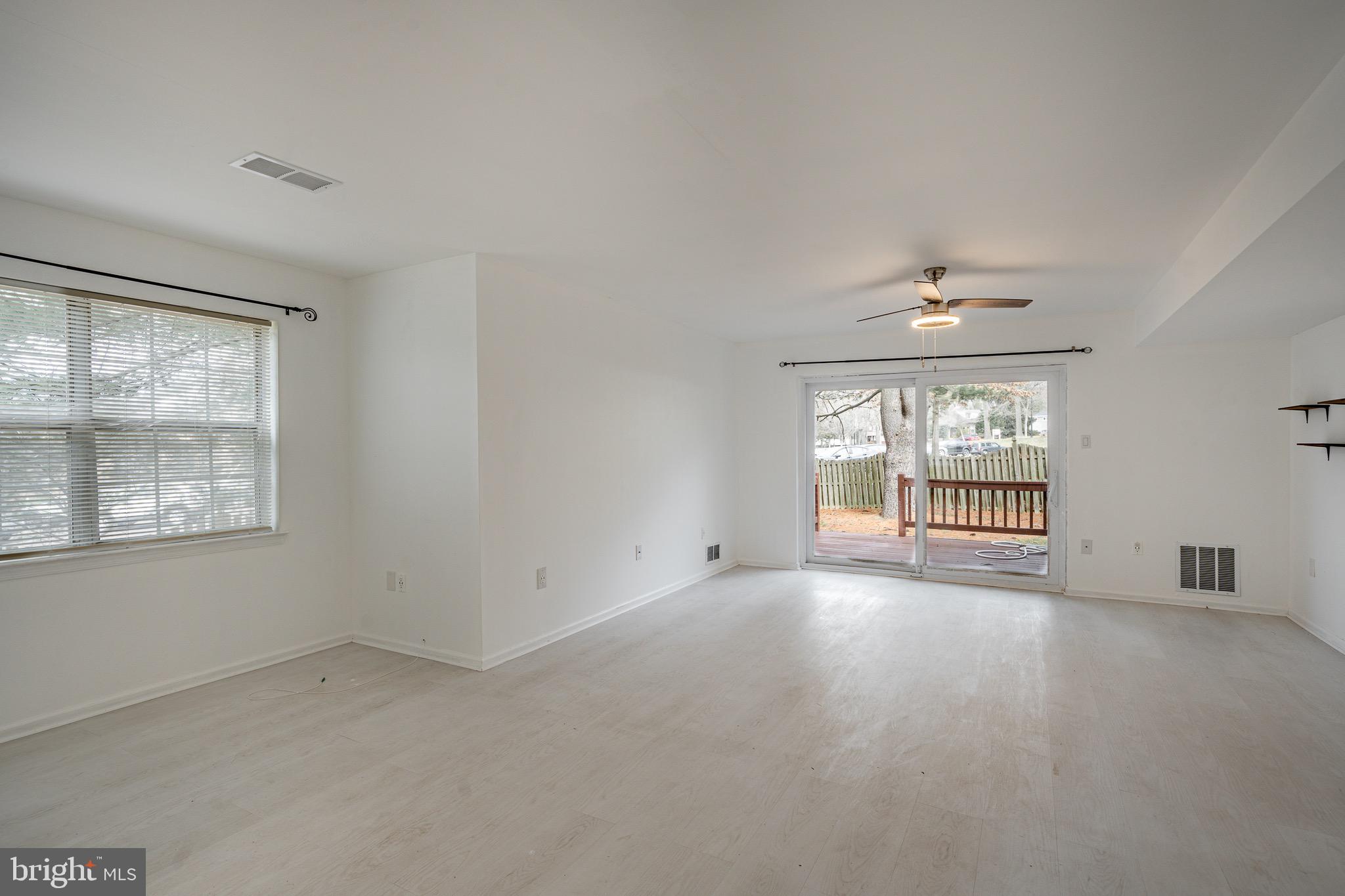 BEAVER COURT - Residential Lease