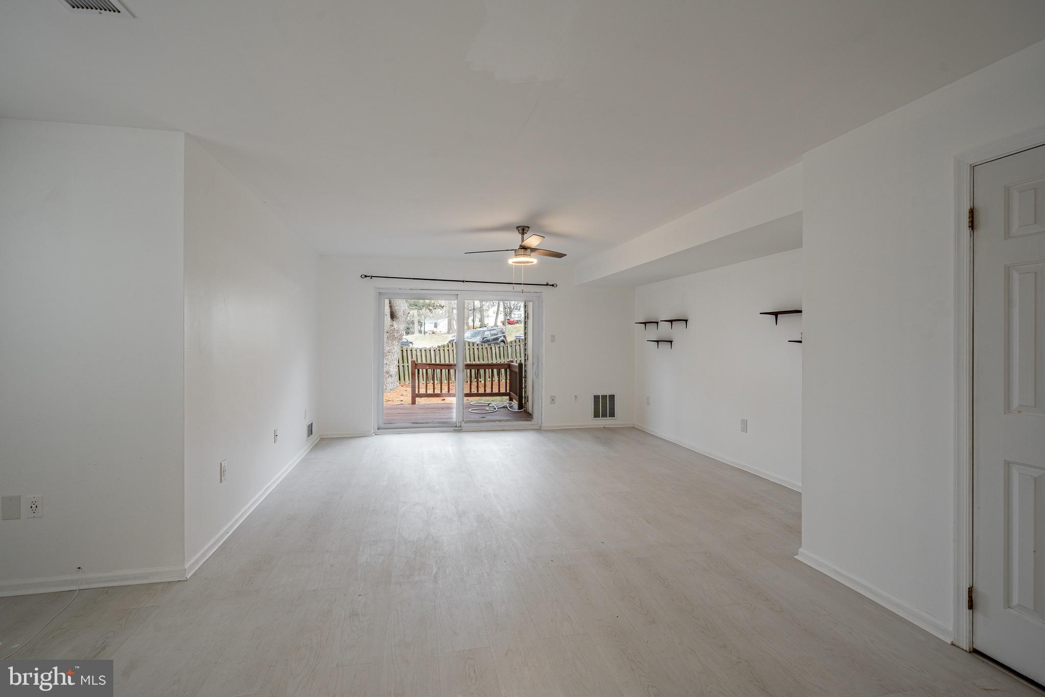 BEAVER COURT - Residential Lease