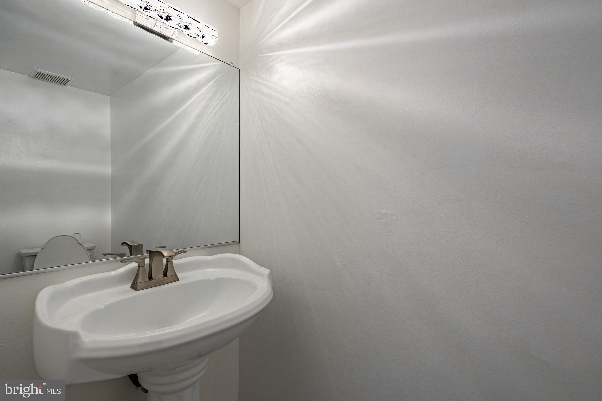 BEAVER COURT - Residential Lease