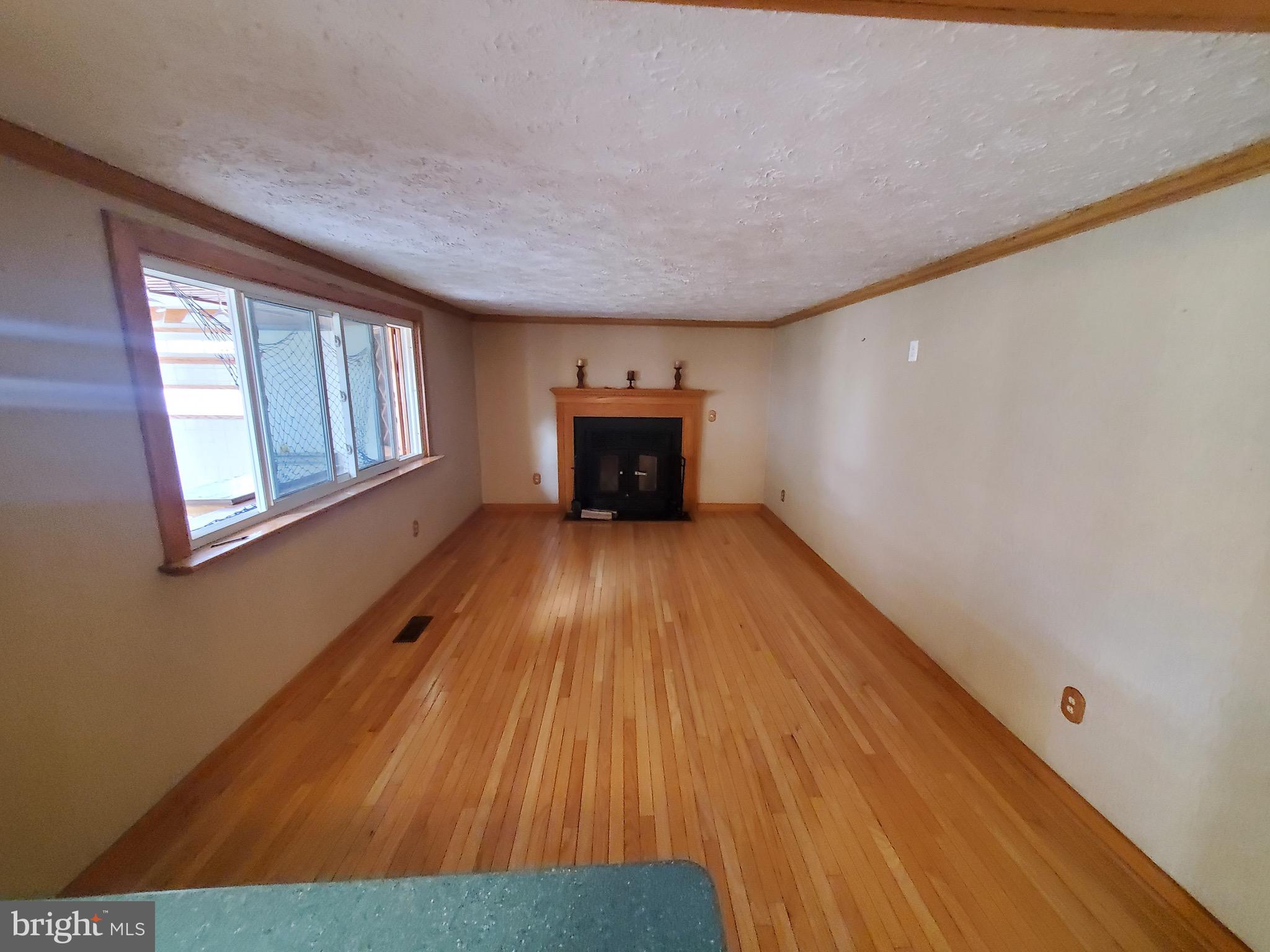 FOUNTAIN ROCK MANOR - Residential Lease