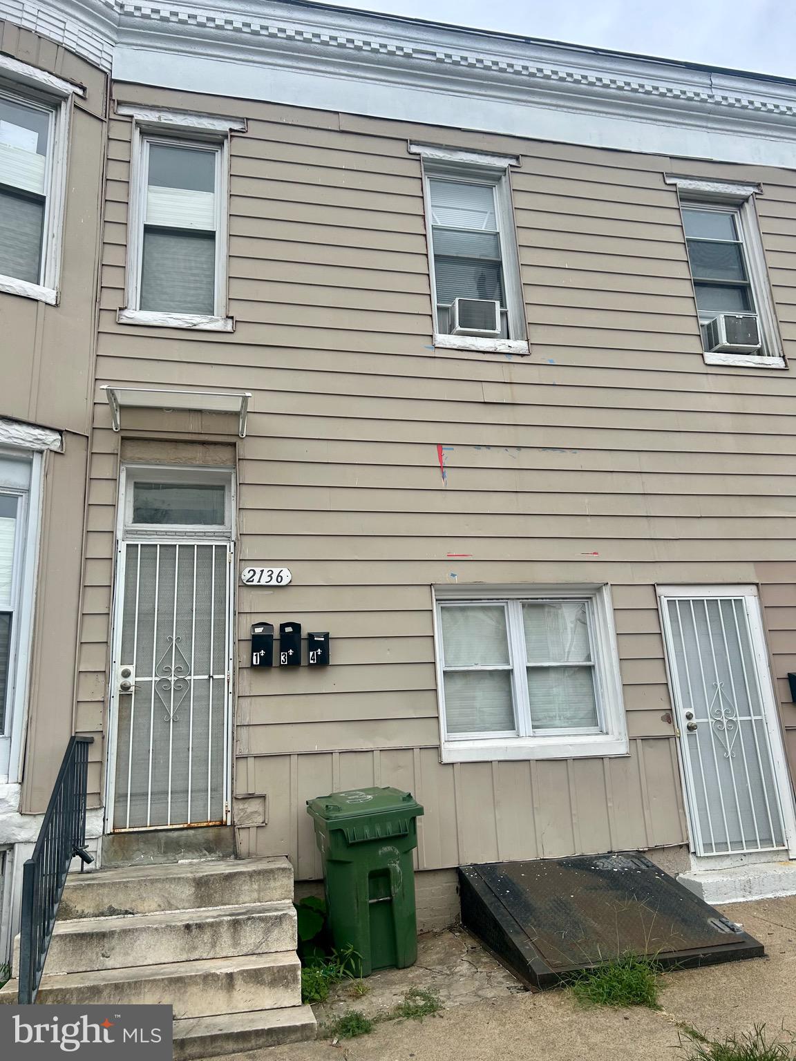 Located just south of Druid Hill Park in west Baltimore, you'll love this cozy one bedroom apartment in Penn North! This charming apartment features recessed lighting and ceiling fans throughout. The updated flooring adds a modern touch, while the ample cabinet space provides plenty of storage. Enjoy the abundance of natural light that fills the space, creating a warm and inviting environment. Only minutes from the metro and multiple bus routes, this apartment is perfect for those looking for comfort, style, and convenience. Contact us today to schedule a tour and make this apartment your new home!