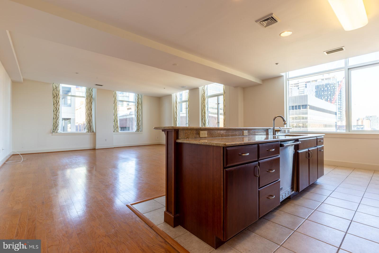 FITLER SQUARE - Residential Lease