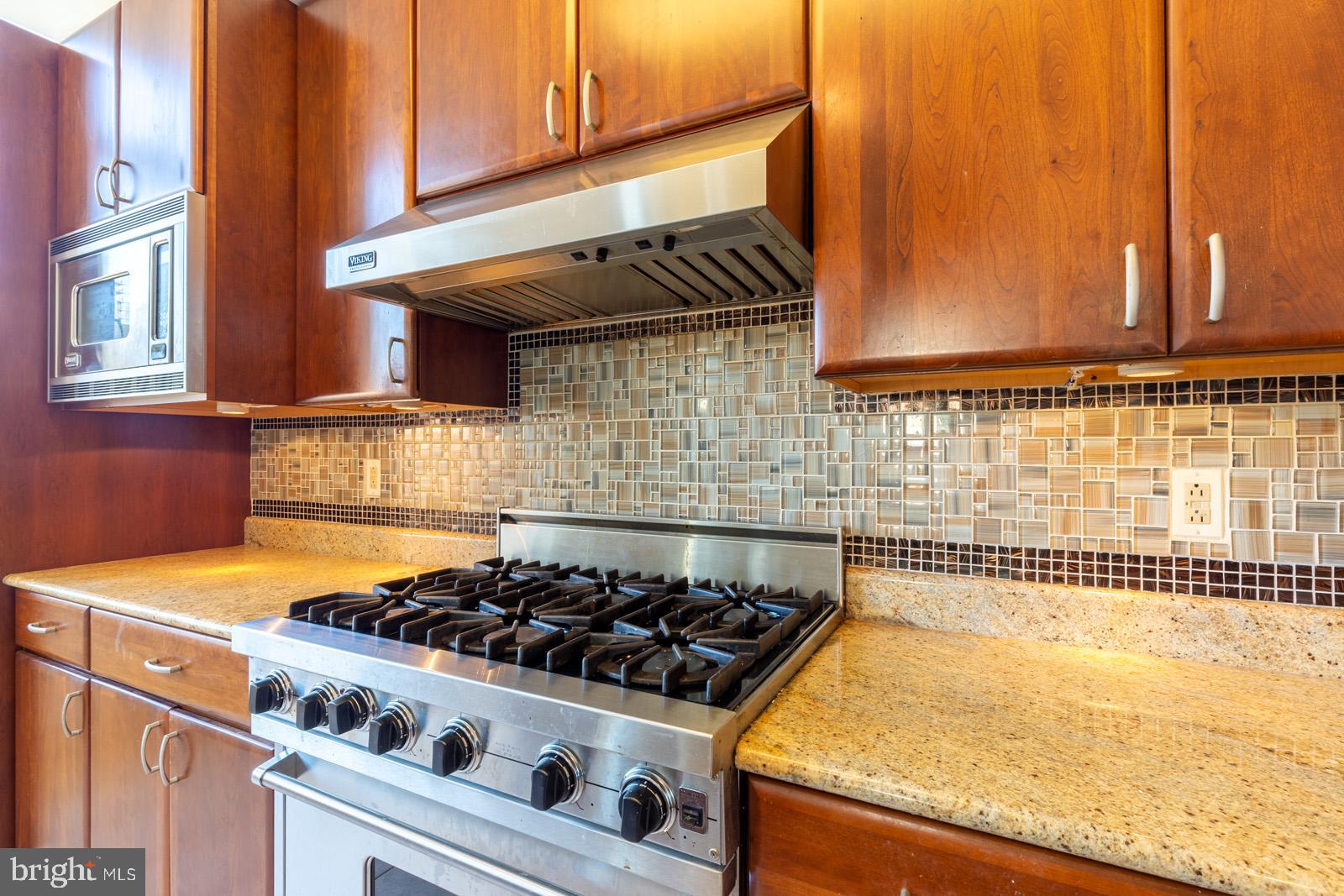 FITLER SQUARE - Residential Lease